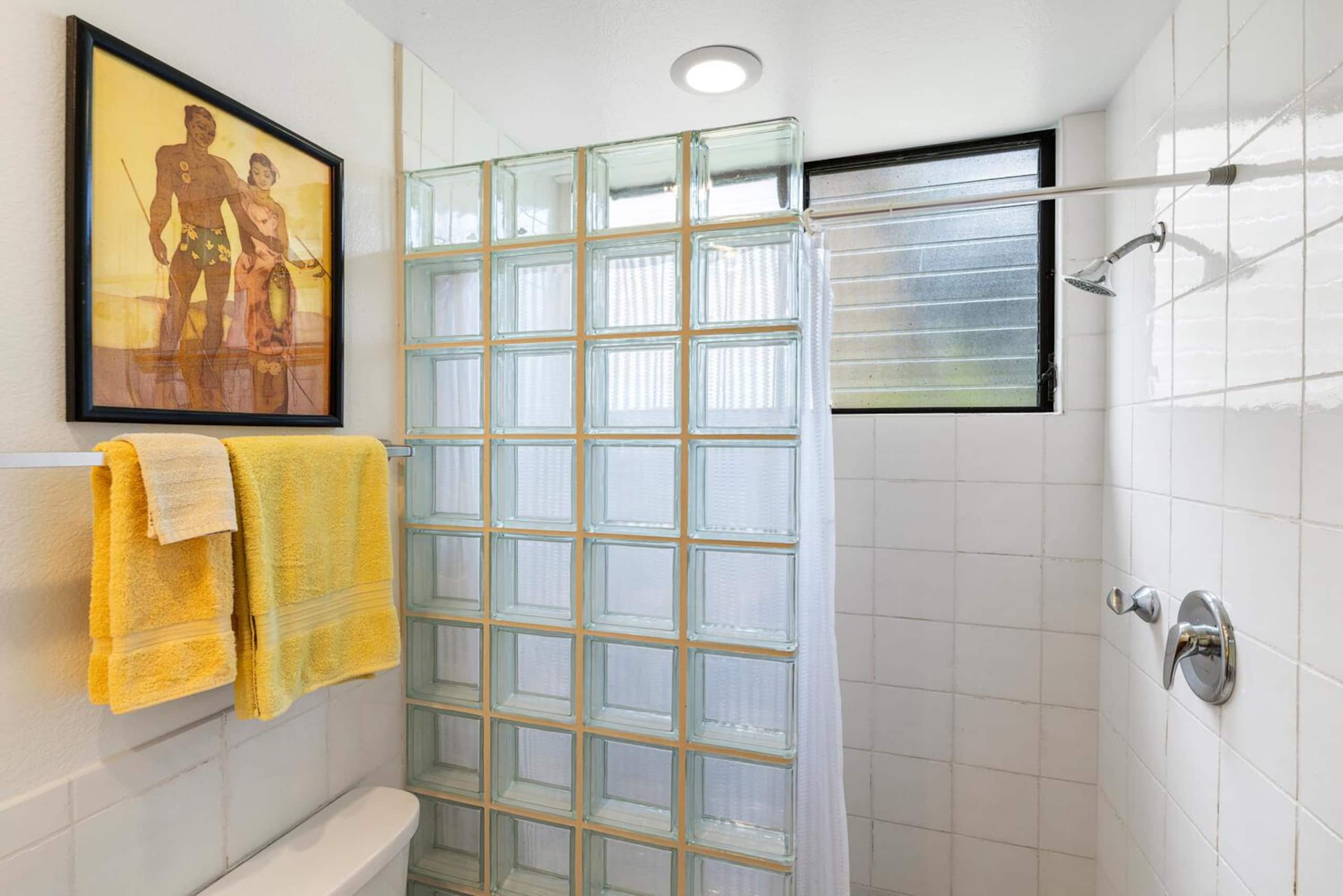 Condo in Kailua-Kona · ★4.63 · 2 bedrooms · 2 beds · 2 baths - Image 22