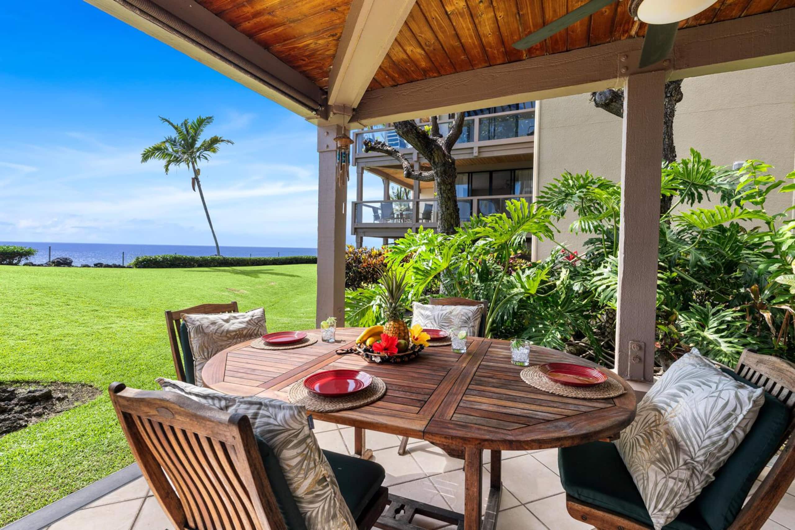 Condo in Kailua-Kona · ★4.63 · 2 bedrooms · 2 beds · 2 baths - Image 3