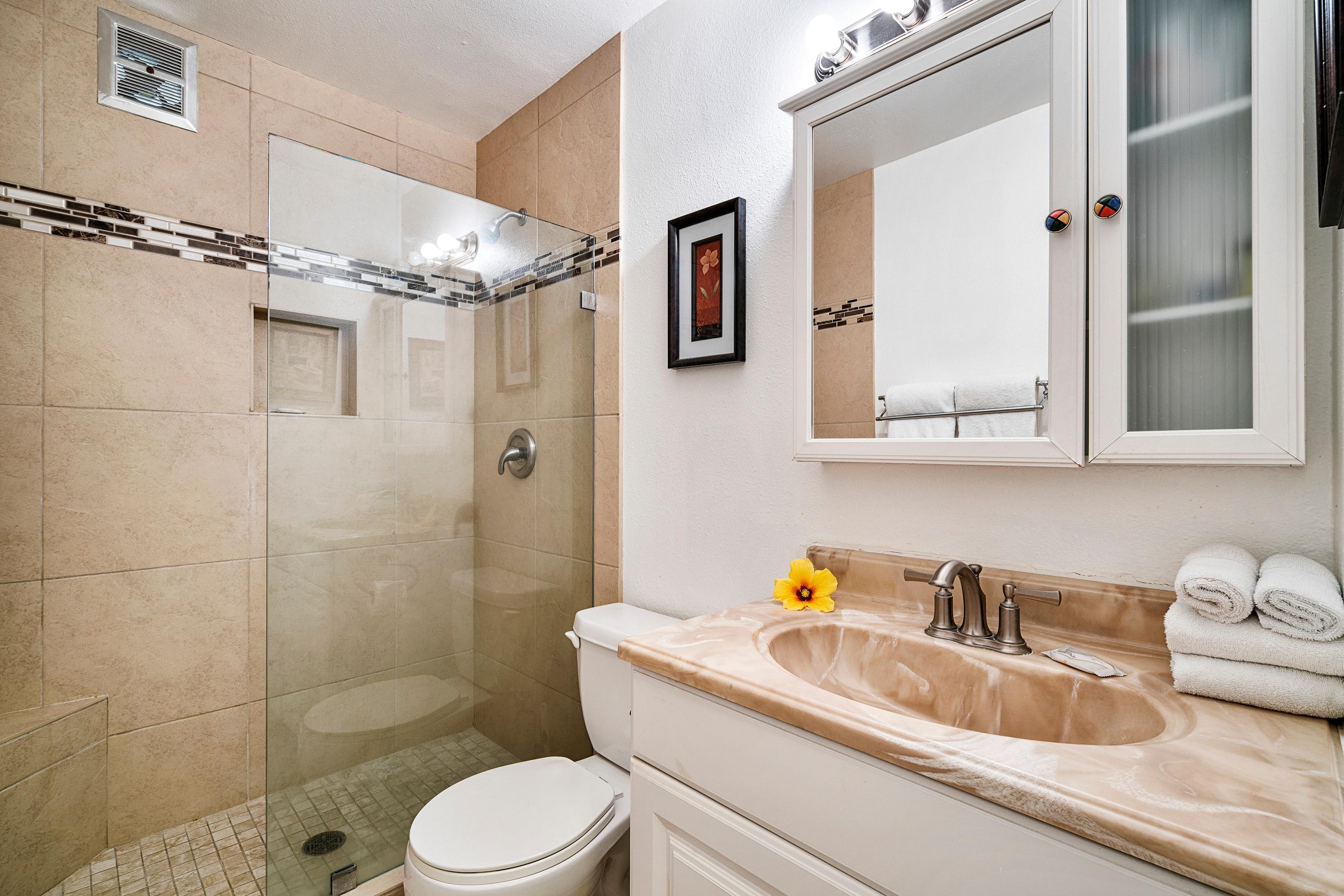 Condo in Kailua-Kona · ★4.5 · 1 bedroom · 2 beds · 1 private bath - Image 12