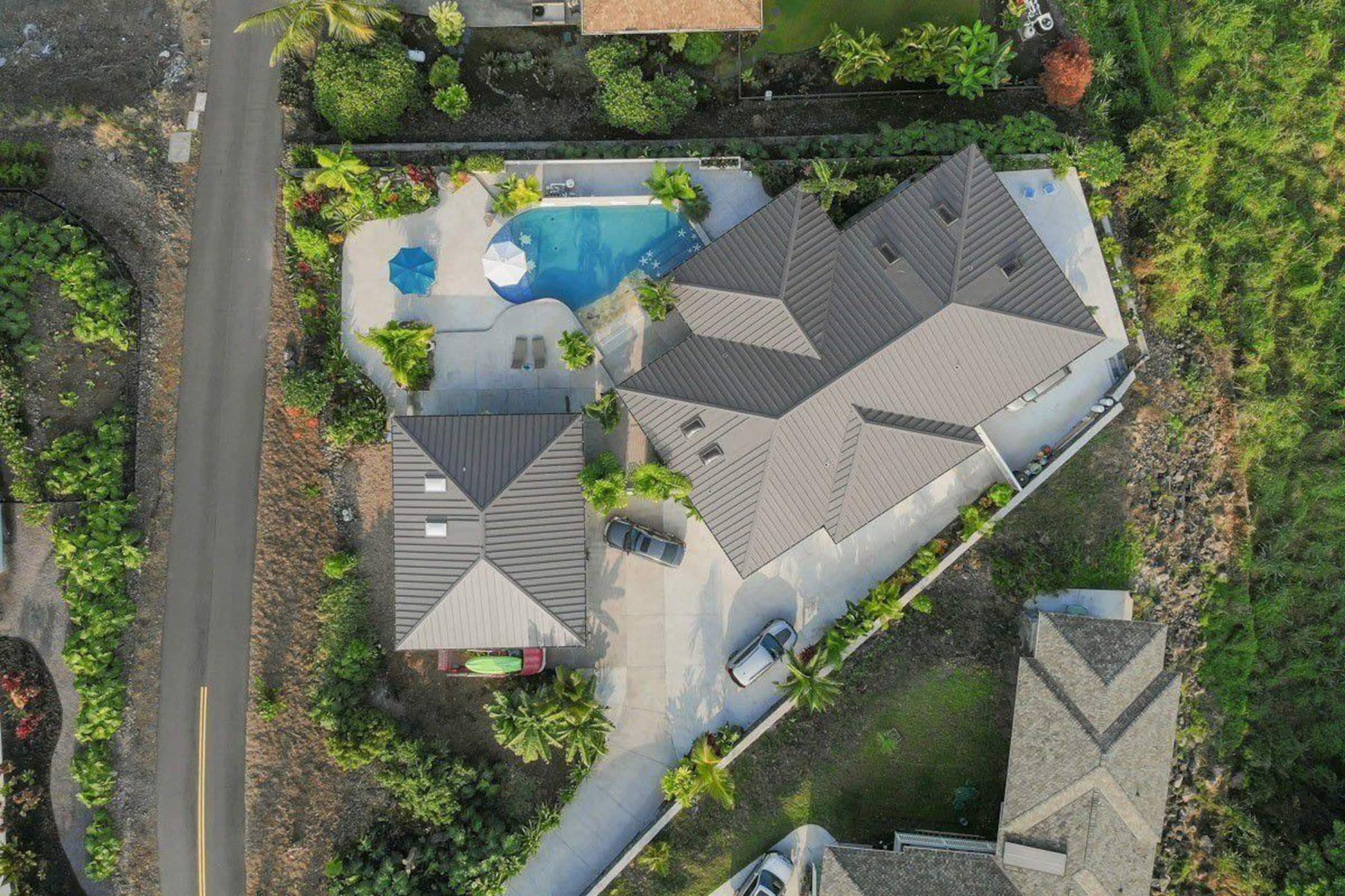 Home in Kailua-Kona · ★4.83 · 4 bedrooms · 4 beds · 4.5 baths - Image 22
