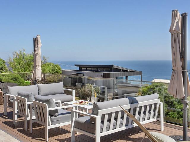 Panorama Bay – Entertaining Deck with Bay Views gallery image 4