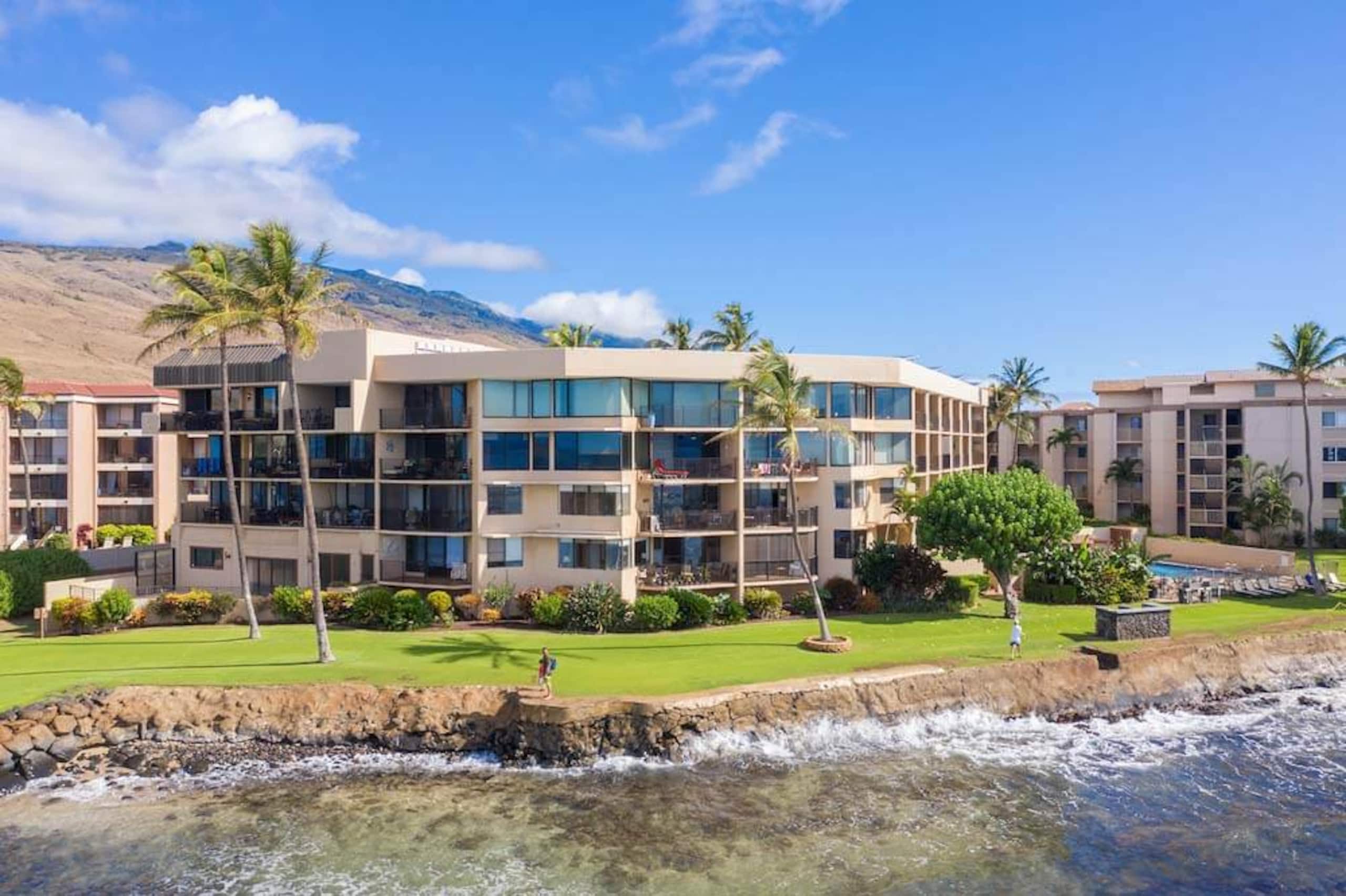 Condo in Wailuku · ★4.87 · 1 bedroom · 2 beds · 1 bath - Image 25