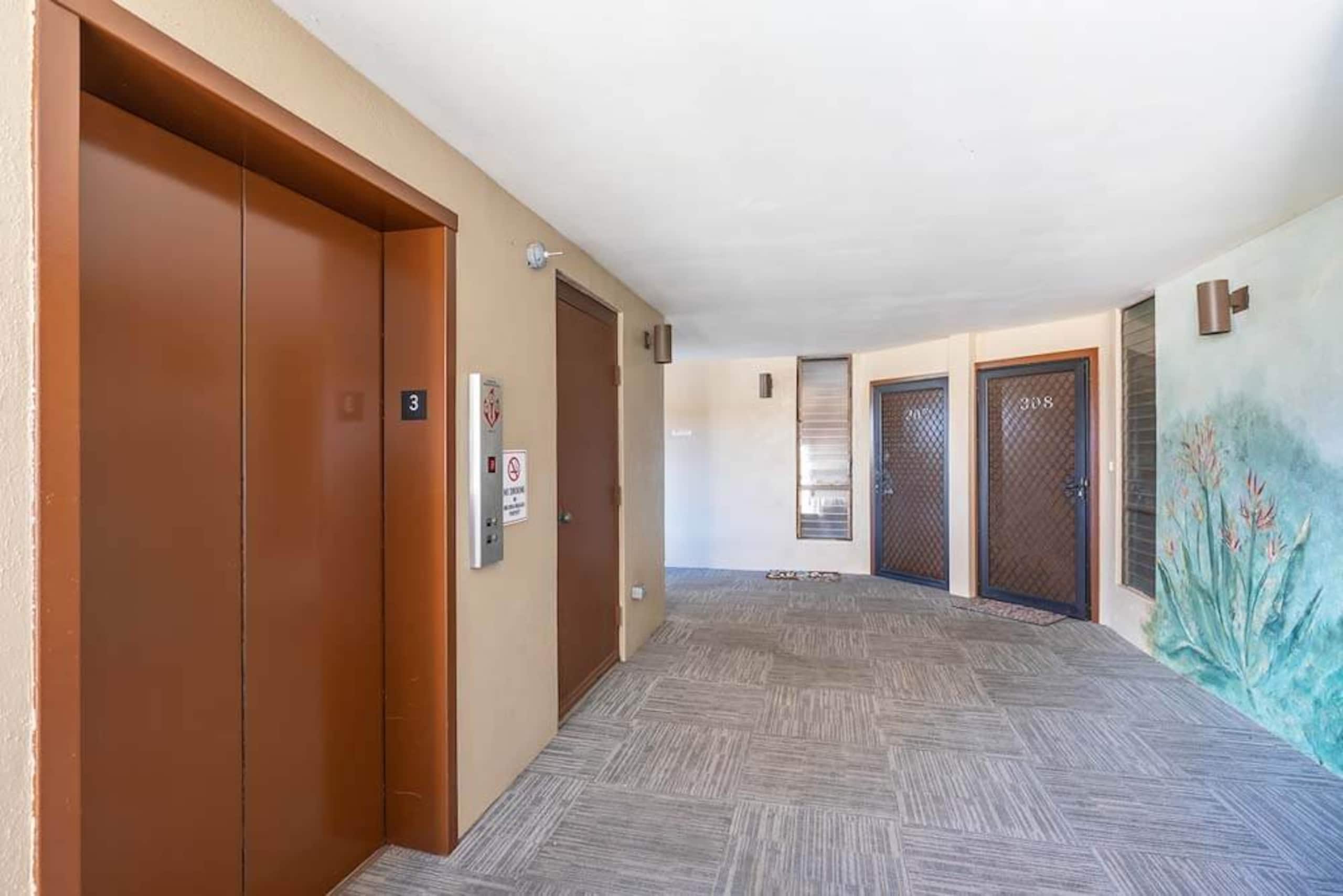 Condo in Wailuku · ★4.87 · 1 bedroom · 2 beds · 1 bath - Image 35