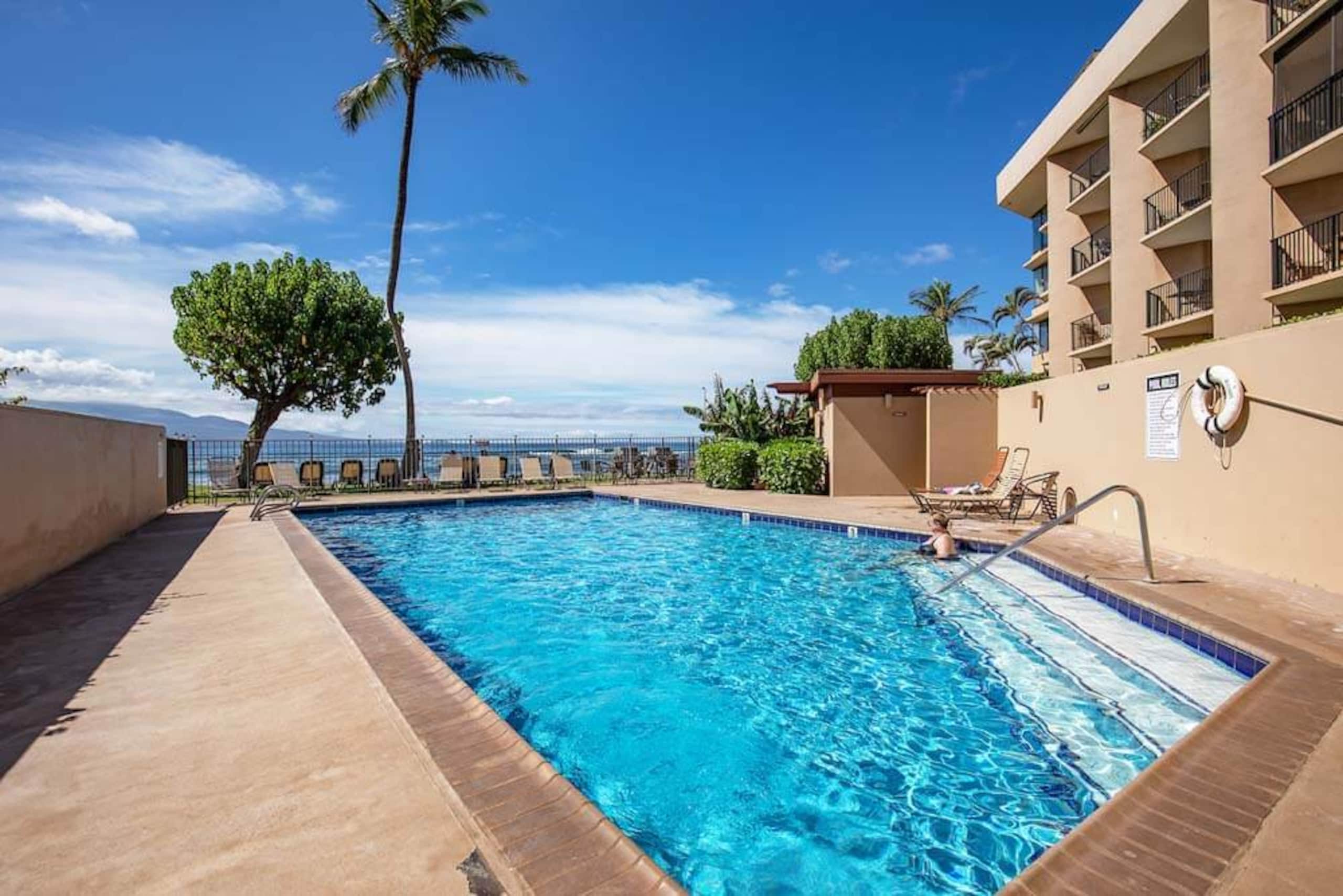 Condo in Wailuku · ★4.87 · 1 bedroom · 2 beds · 1 bath - Image 31
