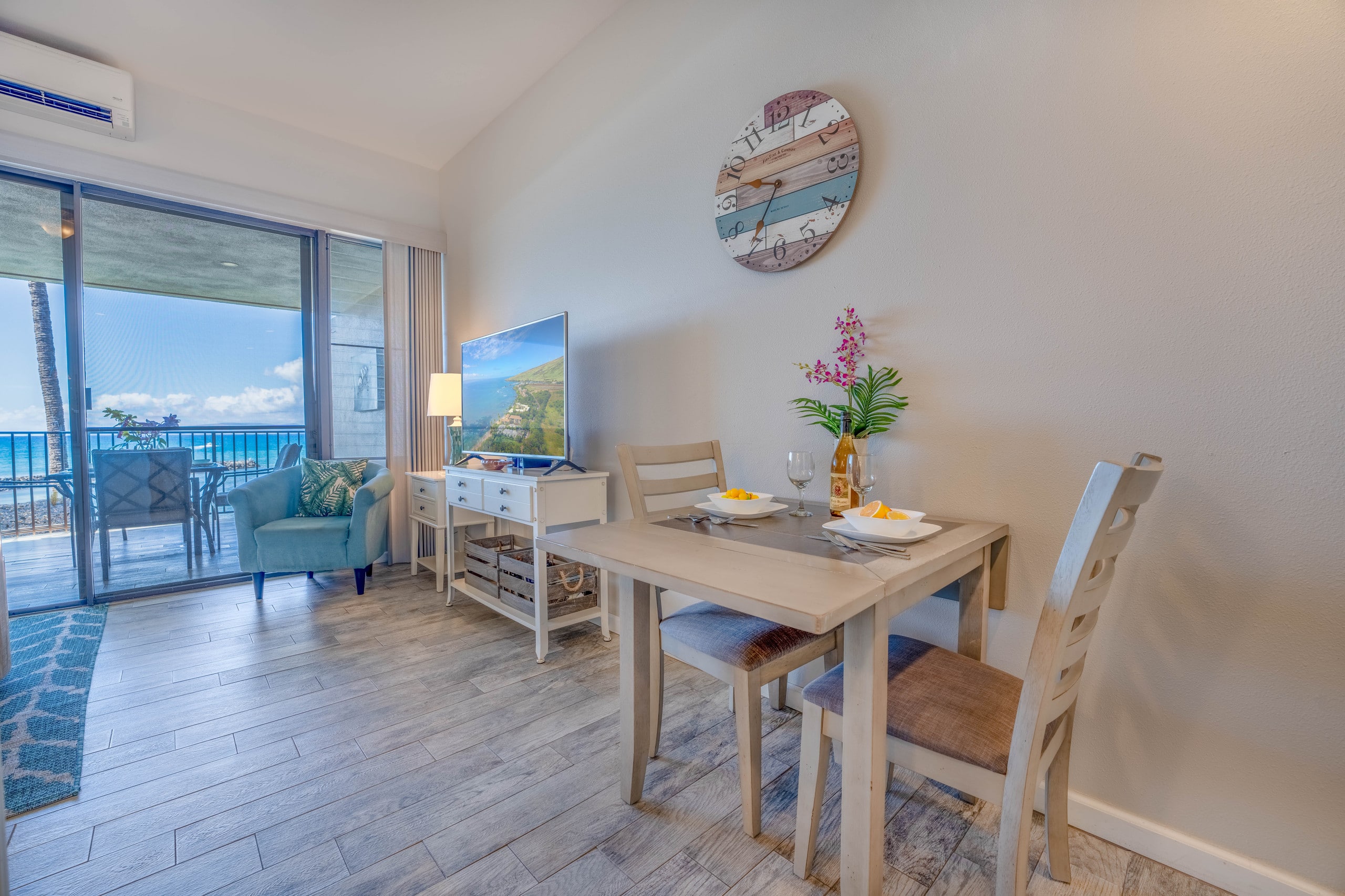 Condo in Wailuku · ★4.87 · 1 bedroom · 2 beds · 1 bath - Image 13
