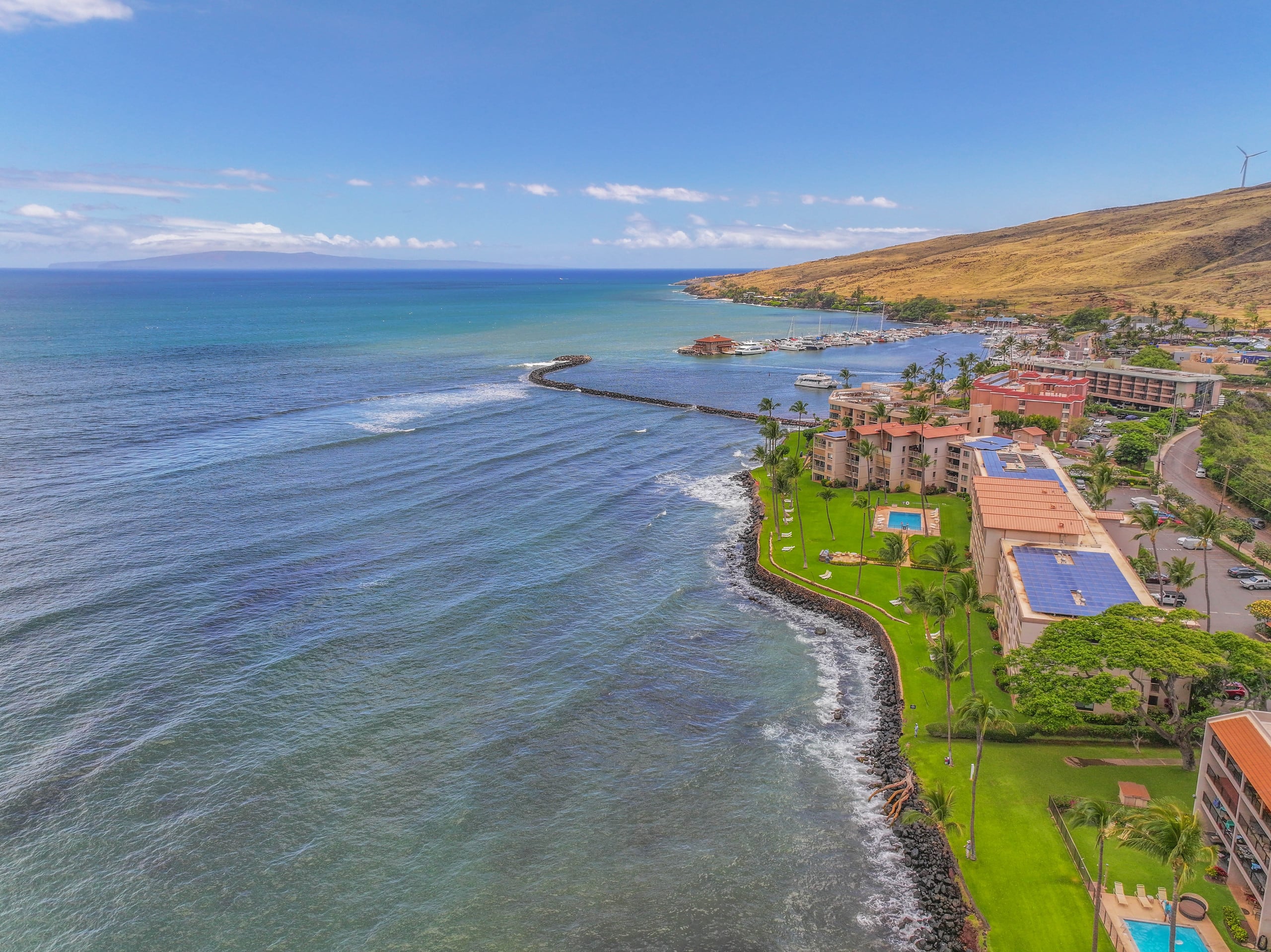Condo in Wailuku · ★4.87 · 1 bedroom · 2 beds · 1 bath - Image 47