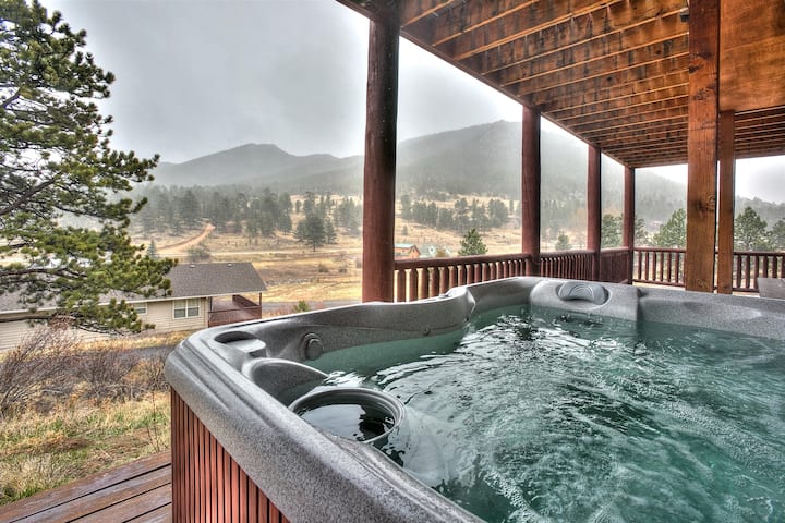 Duerme 8, 3 Dormitorios, 2. 5 Baños. No Se Permiten Mascotas.<br><br>vistas Fabulosas, Casa Espaciosa, Bañera De Hidromasaje - Estes Park, CO