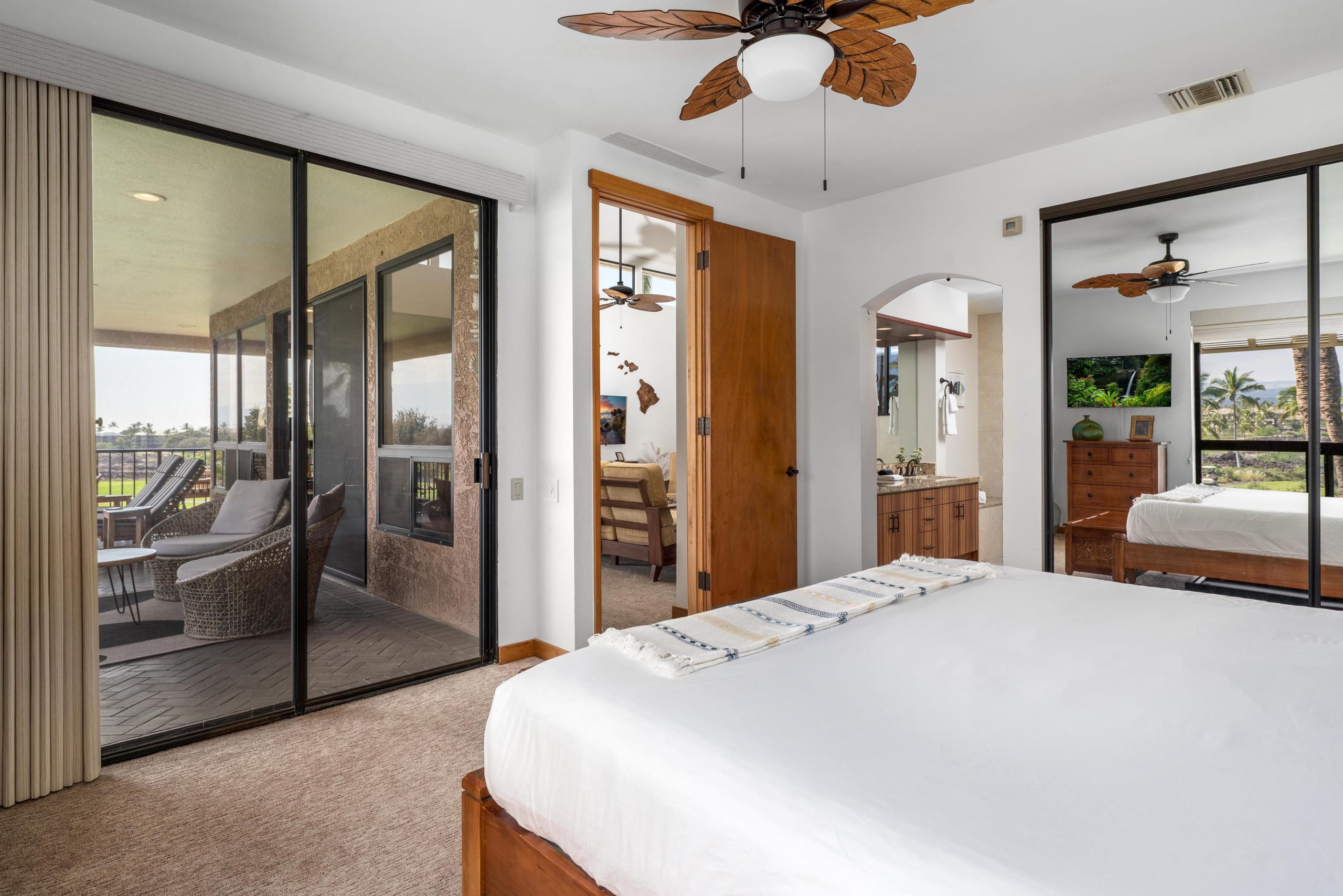Condo in Waikoloa Beach Resort · ★4.88 · 2 bedrooms · 2 beds · 2.5 baths - Photo 23