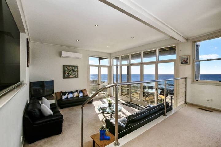 Panorama Views · Spectacular Ocean Views gallery image 4