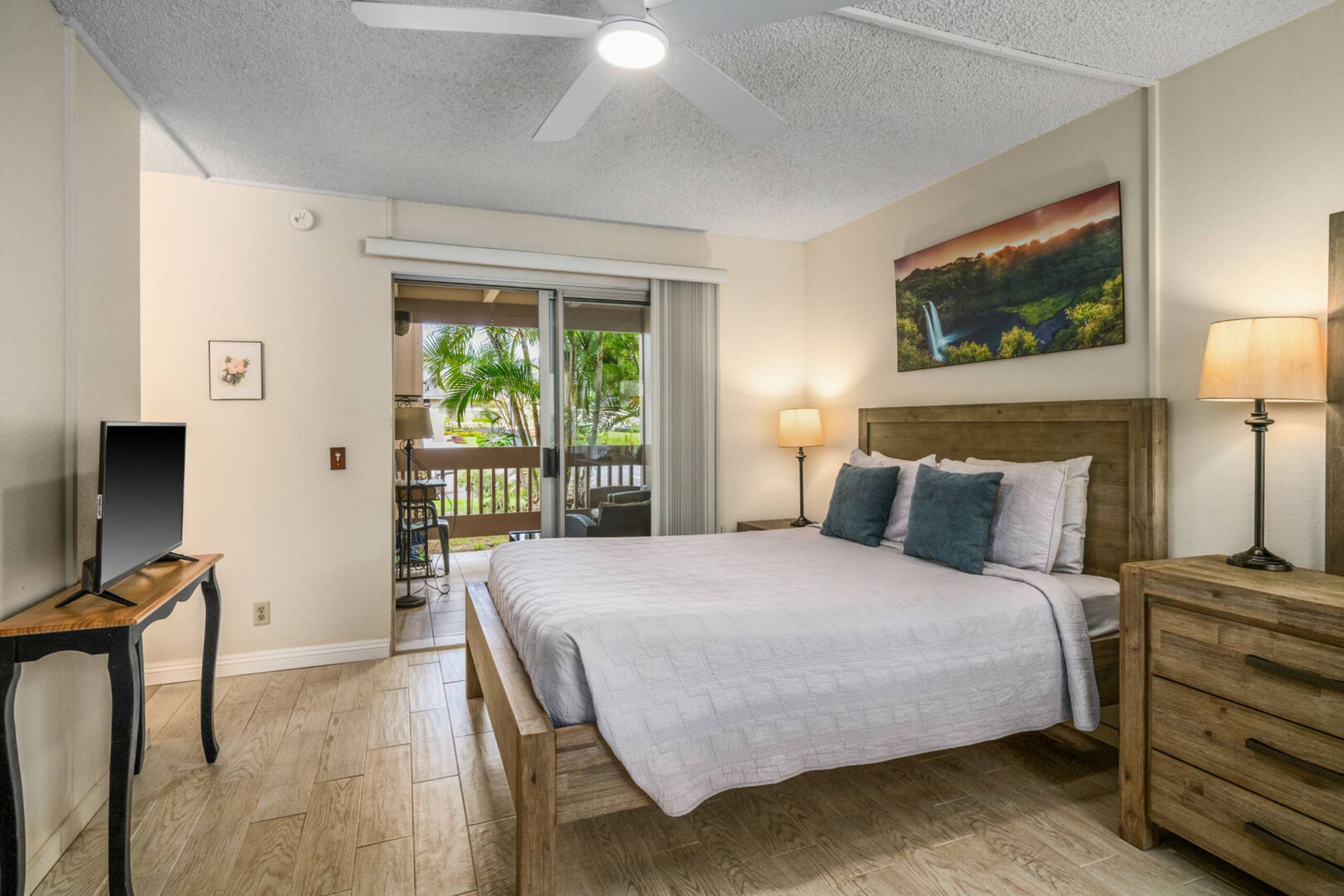 Condo in Princeville · ★4.2 · 2 bedrooms · 2 beds · 2 baths - Image 13