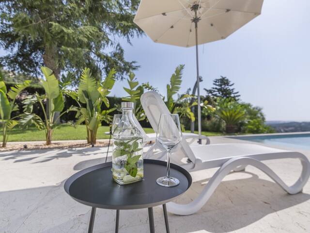 Villa la Dolça by Rent Costa Brava gallery image 4