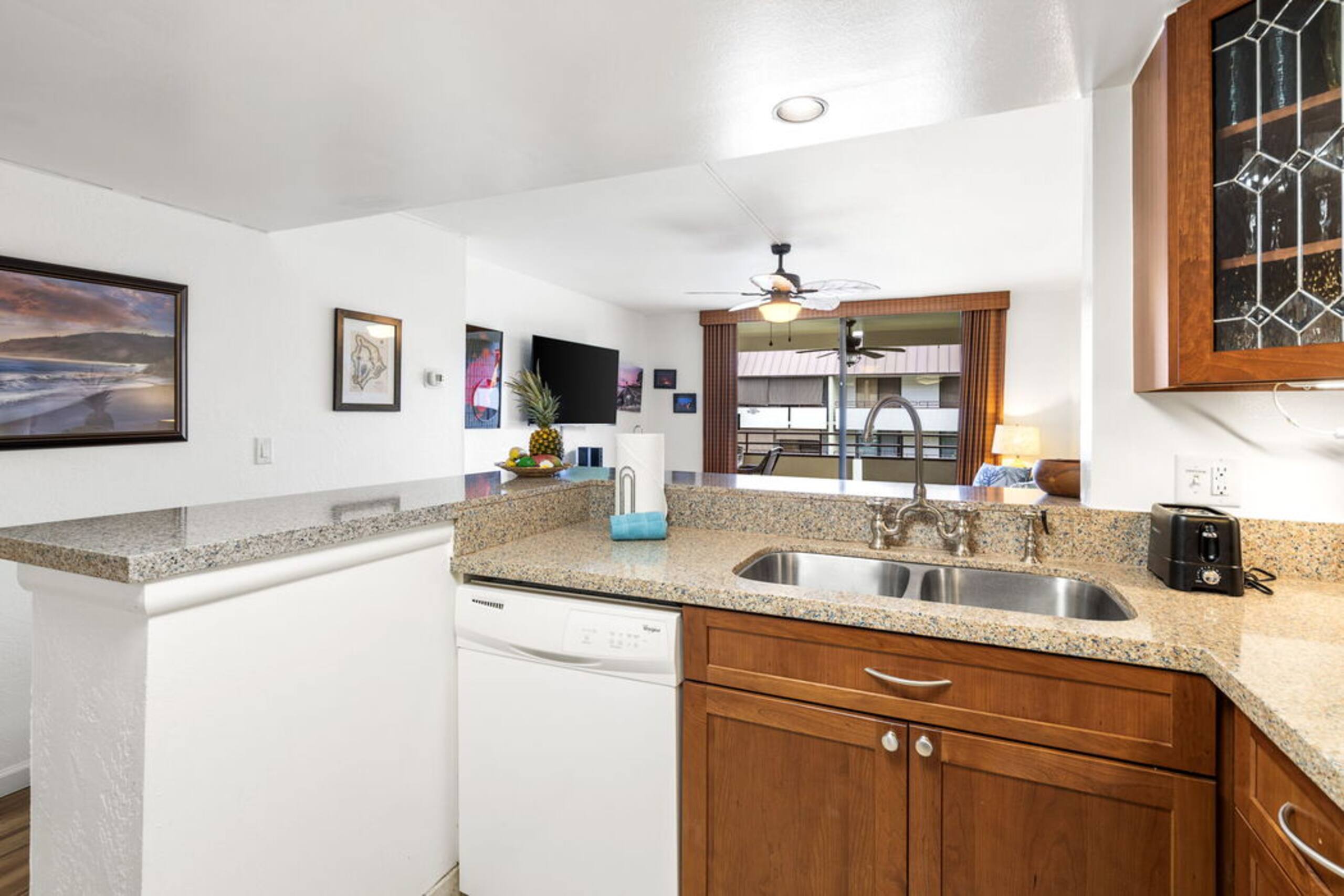 Condo in Kailua-Kona · ★4.86 · 2 bedrooms · 3 beds · 2 baths - Image 8