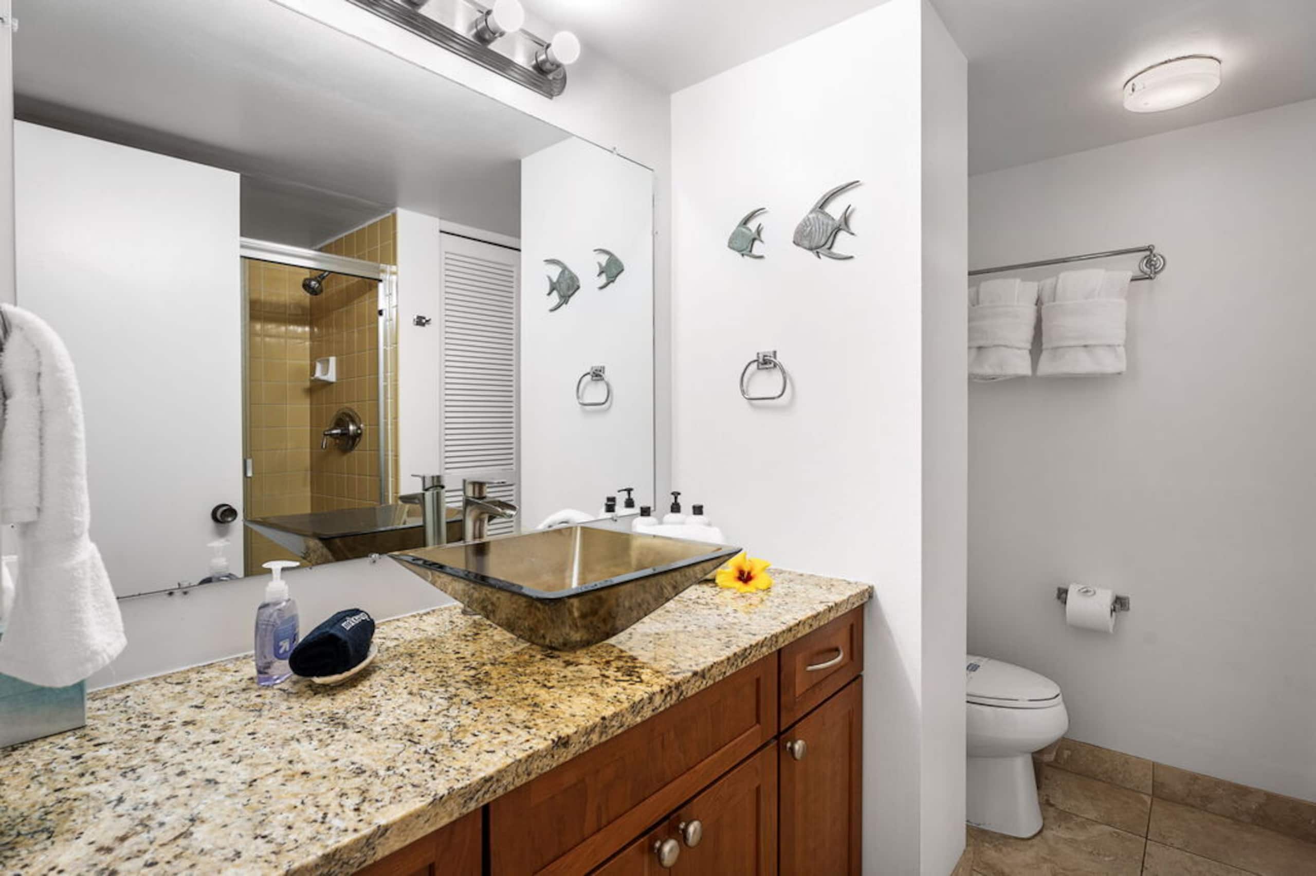 Condo in Kailua-Kona · ★4.86 · 2 bedrooms · 3 beds · 2 baths - Image 15