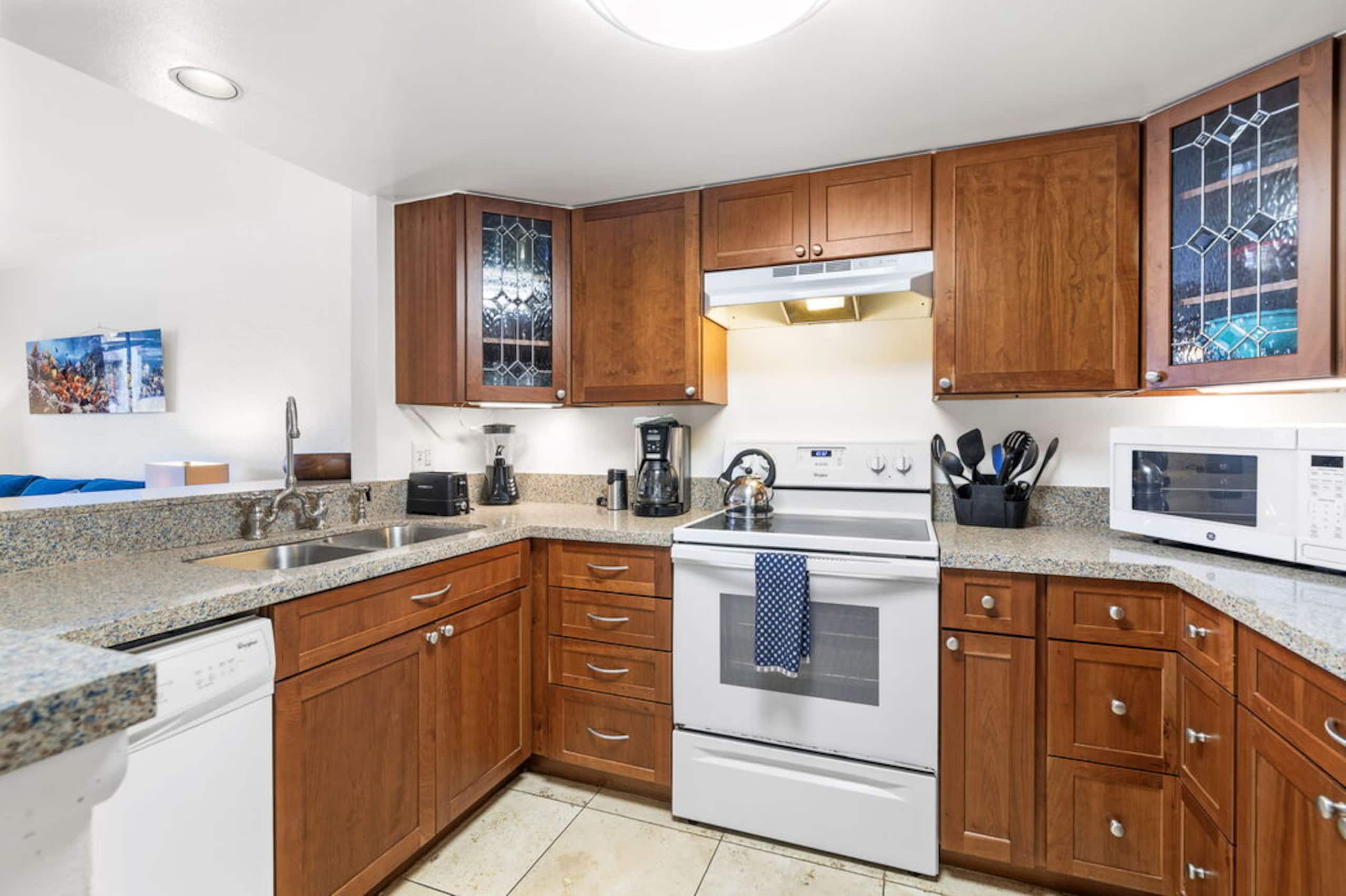 Condo in Kailua-Kona · ★4.86 · 2 bedrooms · 3 beds · 2 baths - Image 7