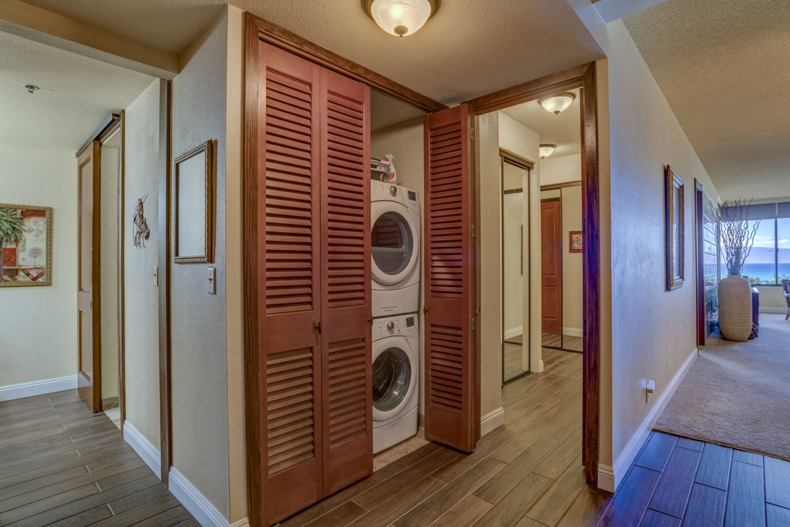 Condo in Lahaina · ★4.89 · 2 bedrooms · 3 beds · 2 private baths - Image 25