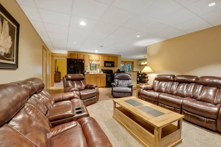 735 Disciples Village Condo Vacation Rental - Boyne Falls