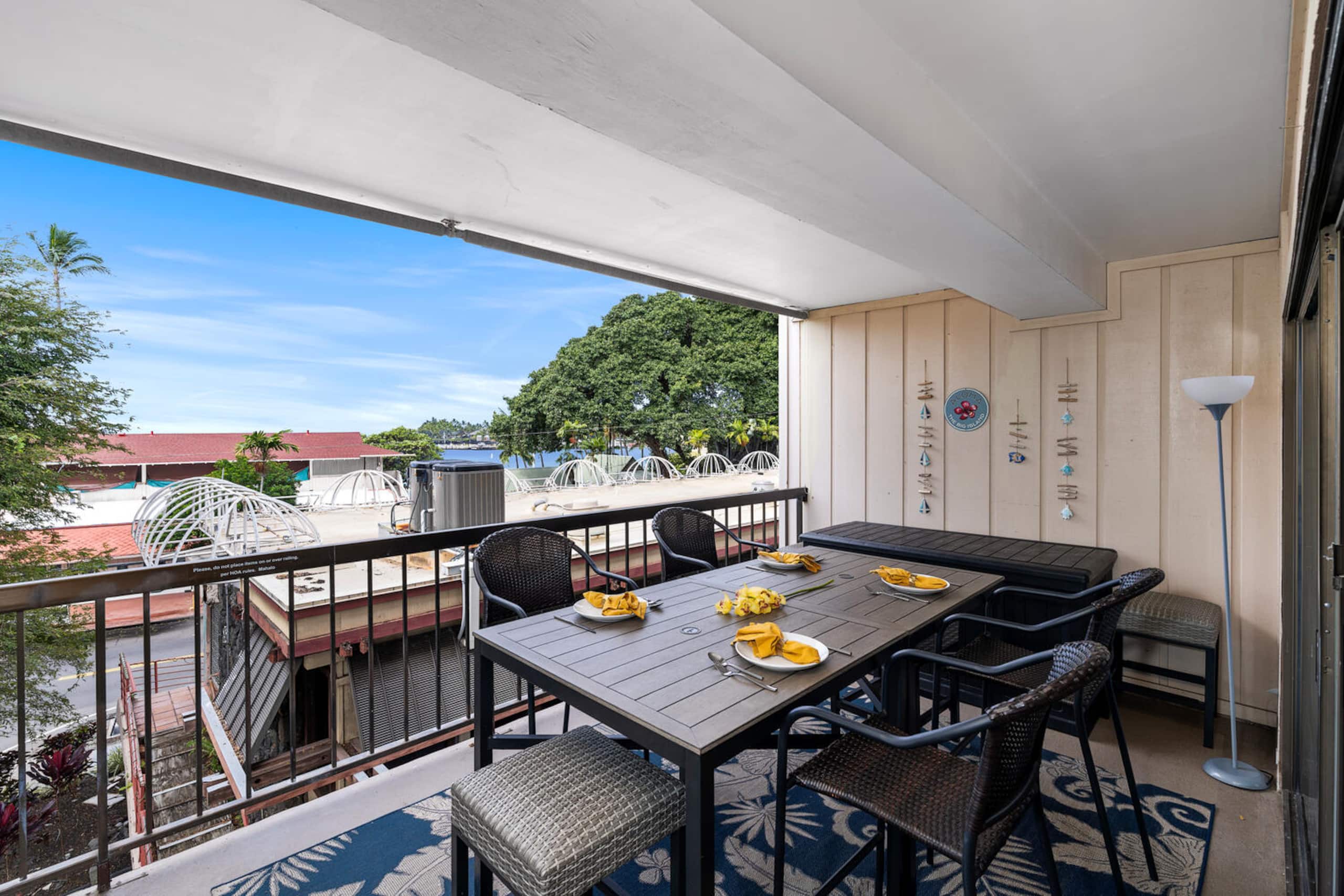 Condo in Kailua-Kona · ★4.67 · 2 bedrooms · 3 beds · 2 baths - Image 1