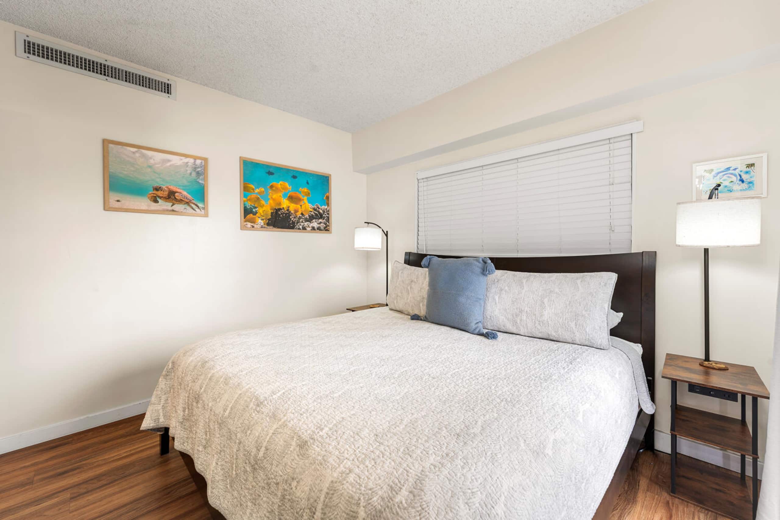 Condo in Kailua-Kona · ★4.67 · 2 bedrooms · 3 beds · 2 baths - Image 24
