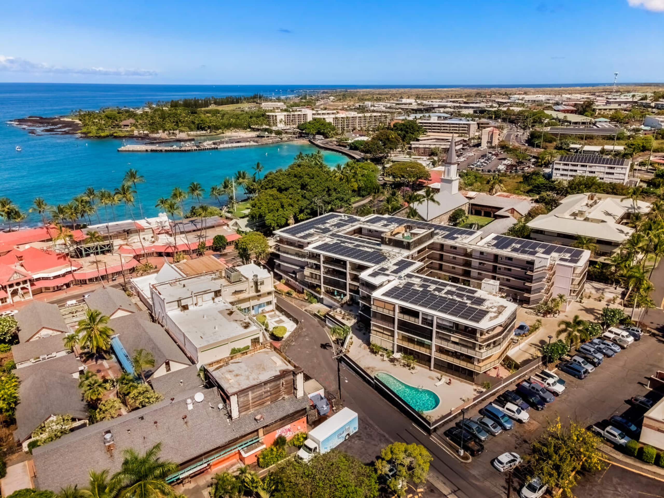 Condo in Kailua-Kona · ★4.67 · 2 bedrooms · 3 beds · 2 baths - Image 48