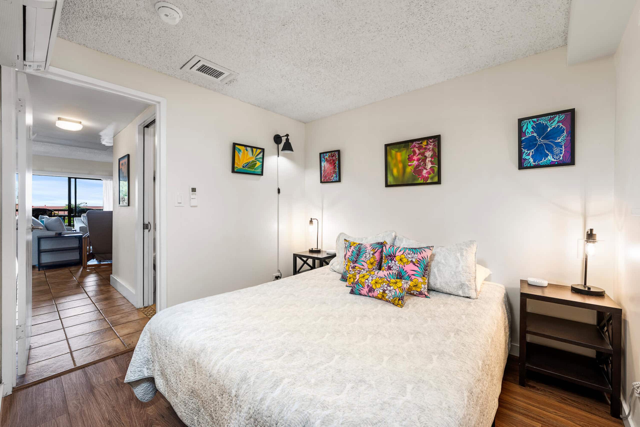 Condo in Kailua-Kona · ★4.67 · 2 bedrooms · 3 beds · 2 baths - Image 31