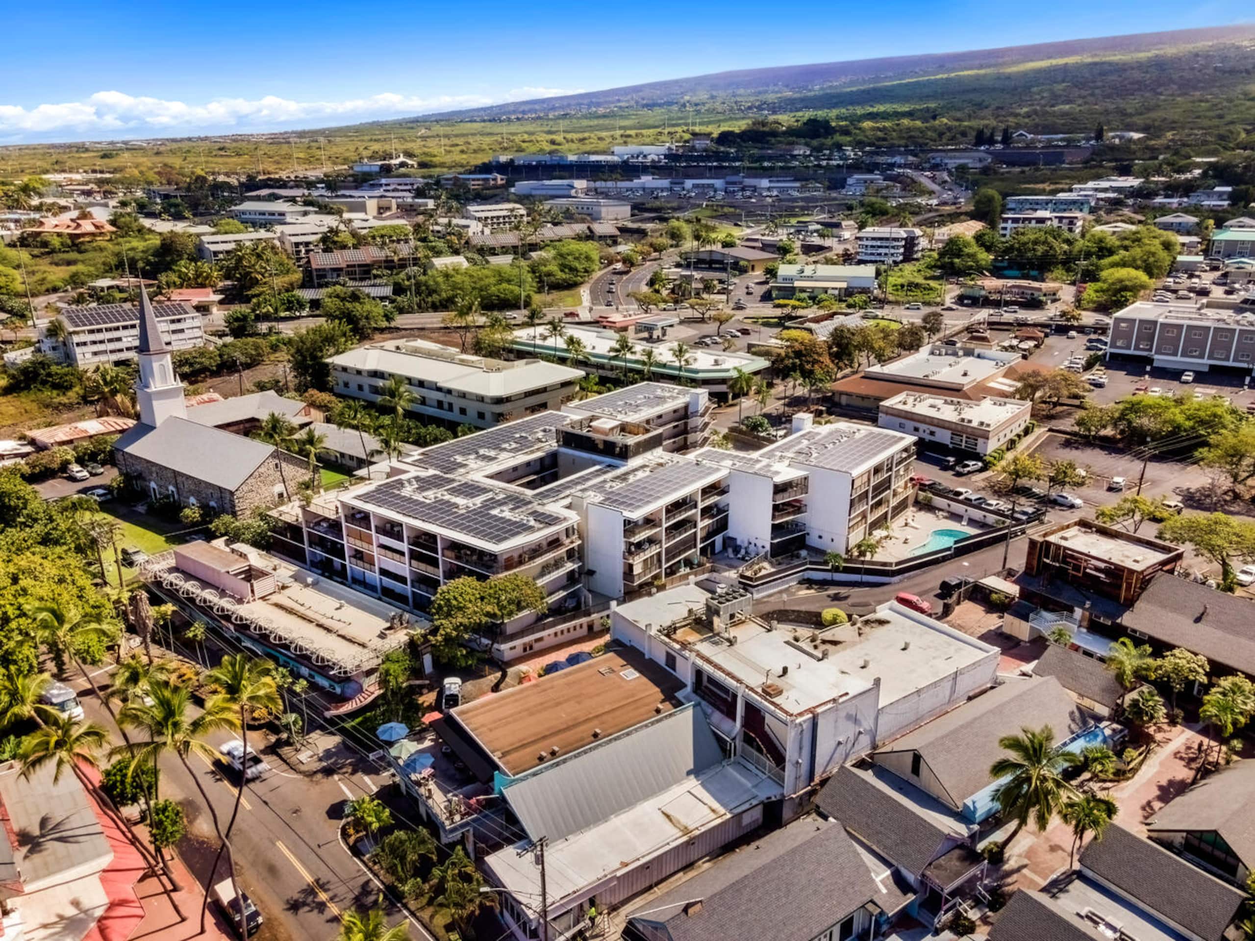 Condo in Kailua-Kona · ★4.67 · 2 bedrooms · 3 beds · 2 baths - Image 47