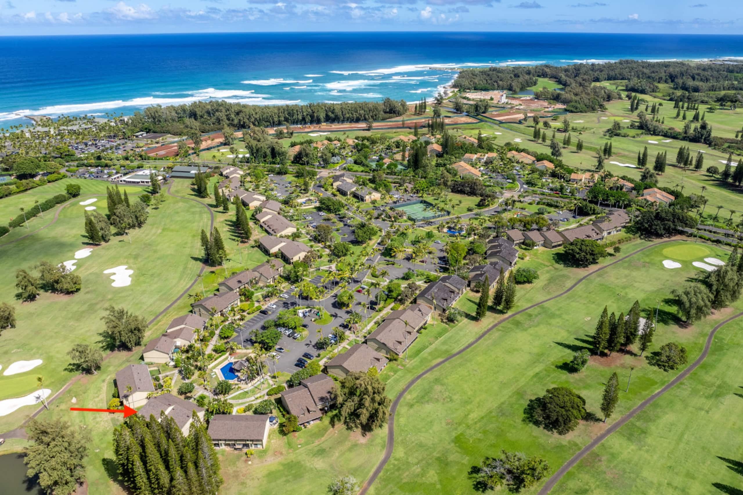 Home in Kahuku · ★4.8 · 3 bedrooms · 5 beds · 3 private baths - Image 43