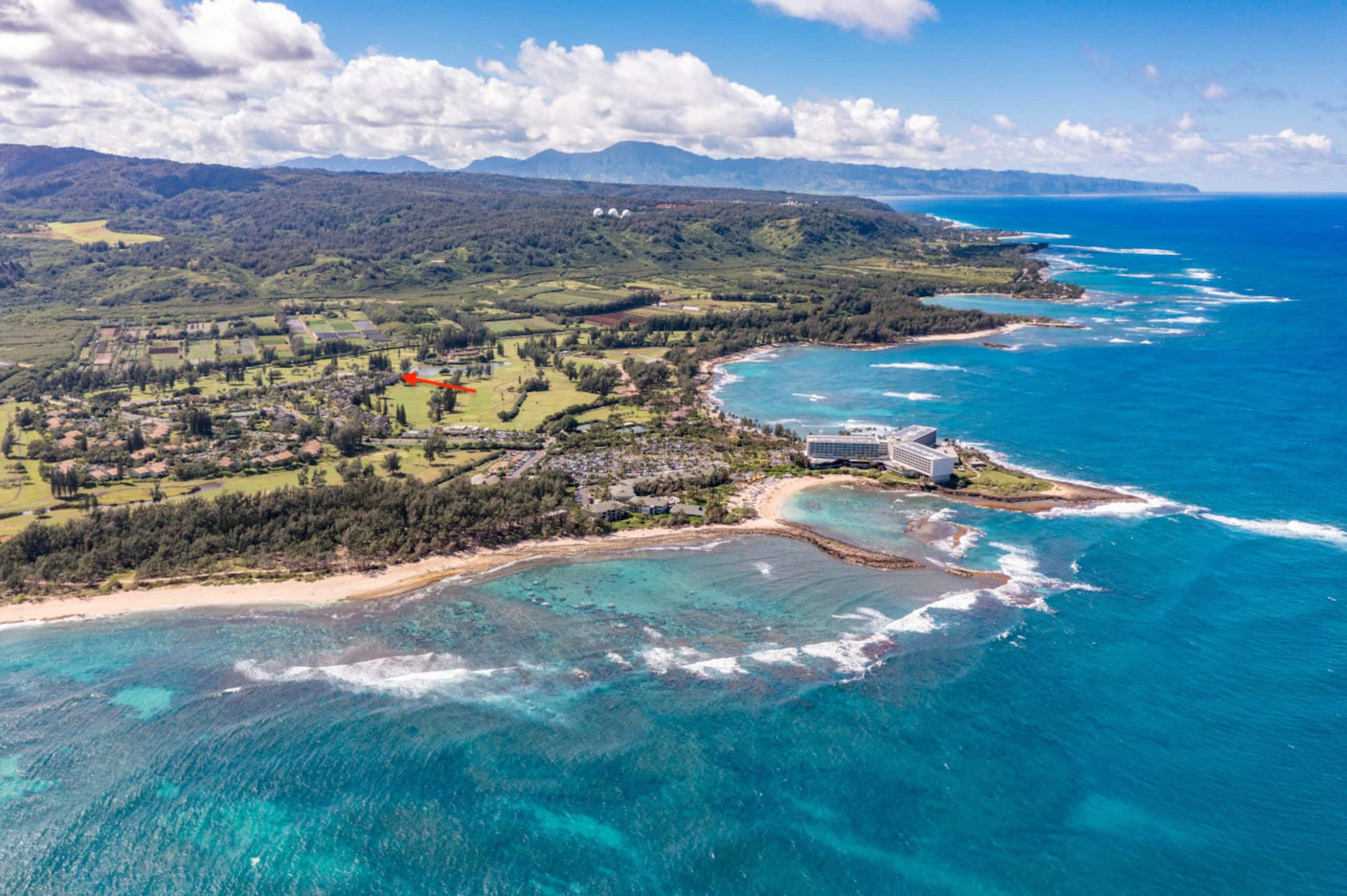 Home in Kahuku · ★4.8 · 3 bedrooms · 5 beds · 3 private baths - Image 13