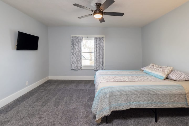 Posteľ s manželskou posteľou King