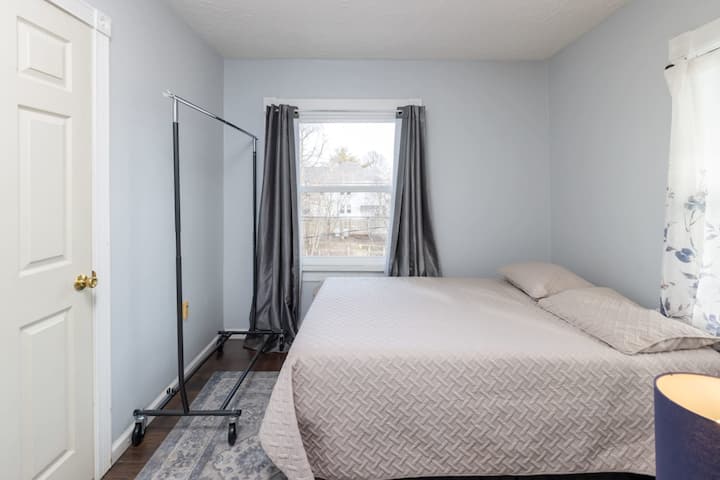 Plná posteľ (prepojená s izbou s 2 manželskými posteľami)