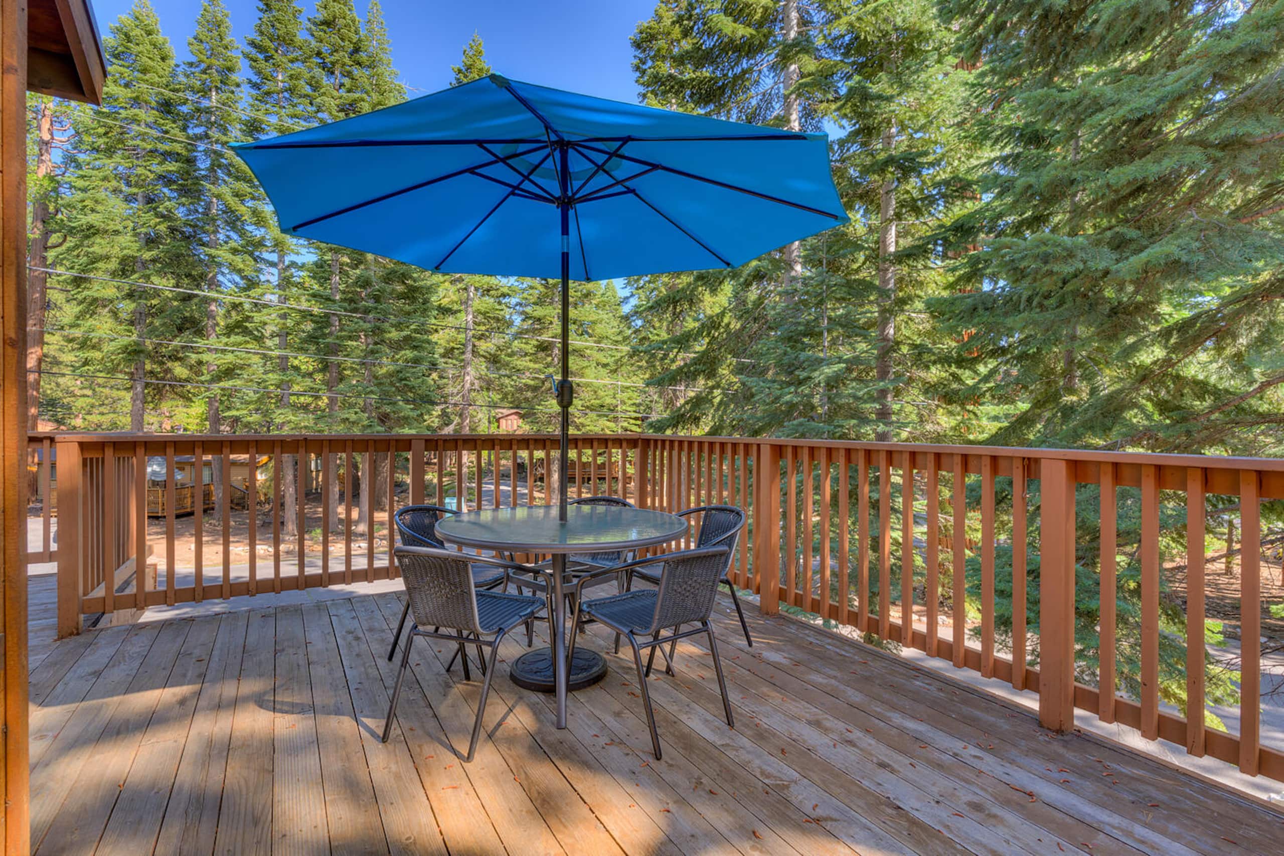 Delightful Mountain Treehouse Retreat, Lake Tahoe - Photo 5