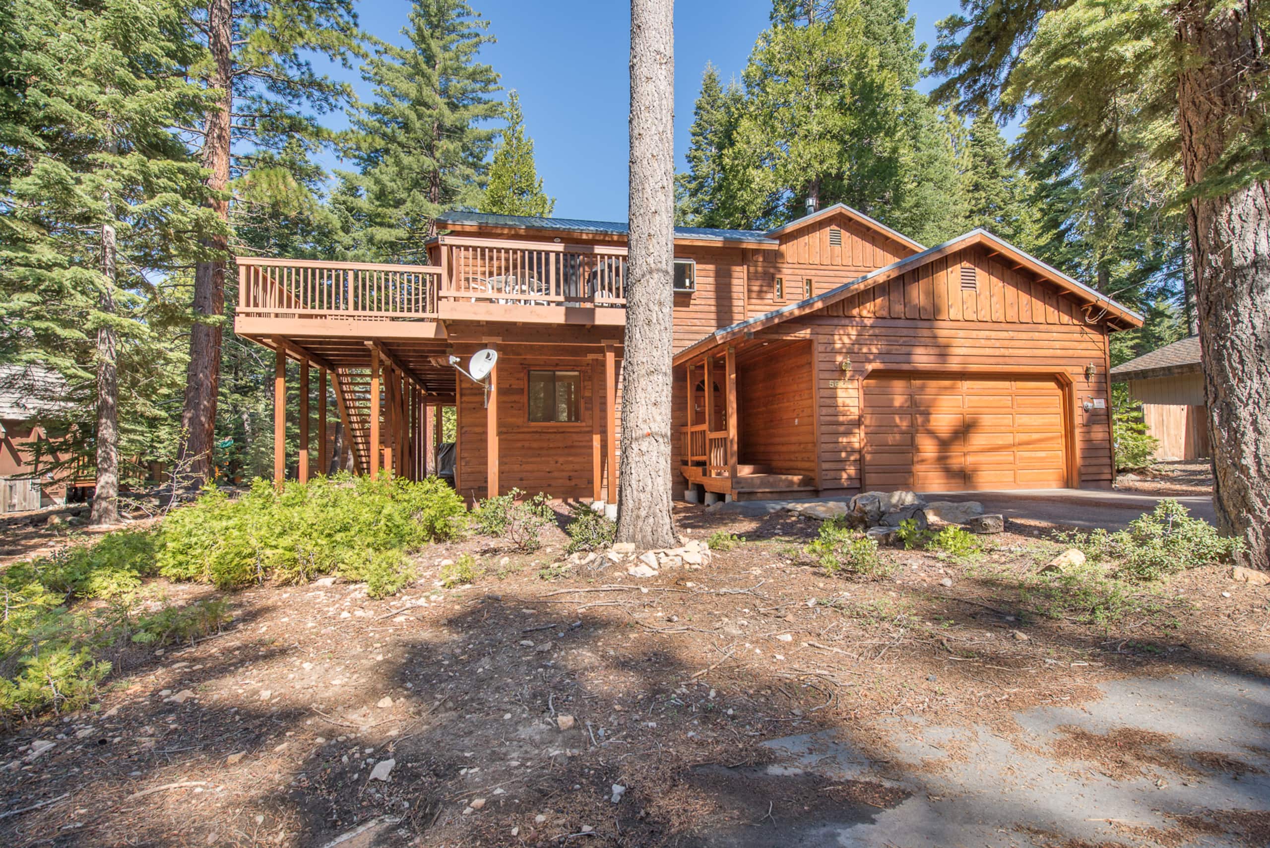 Delightful Mountain Treehouse Retreat, Lake Tahoe - Photo 1