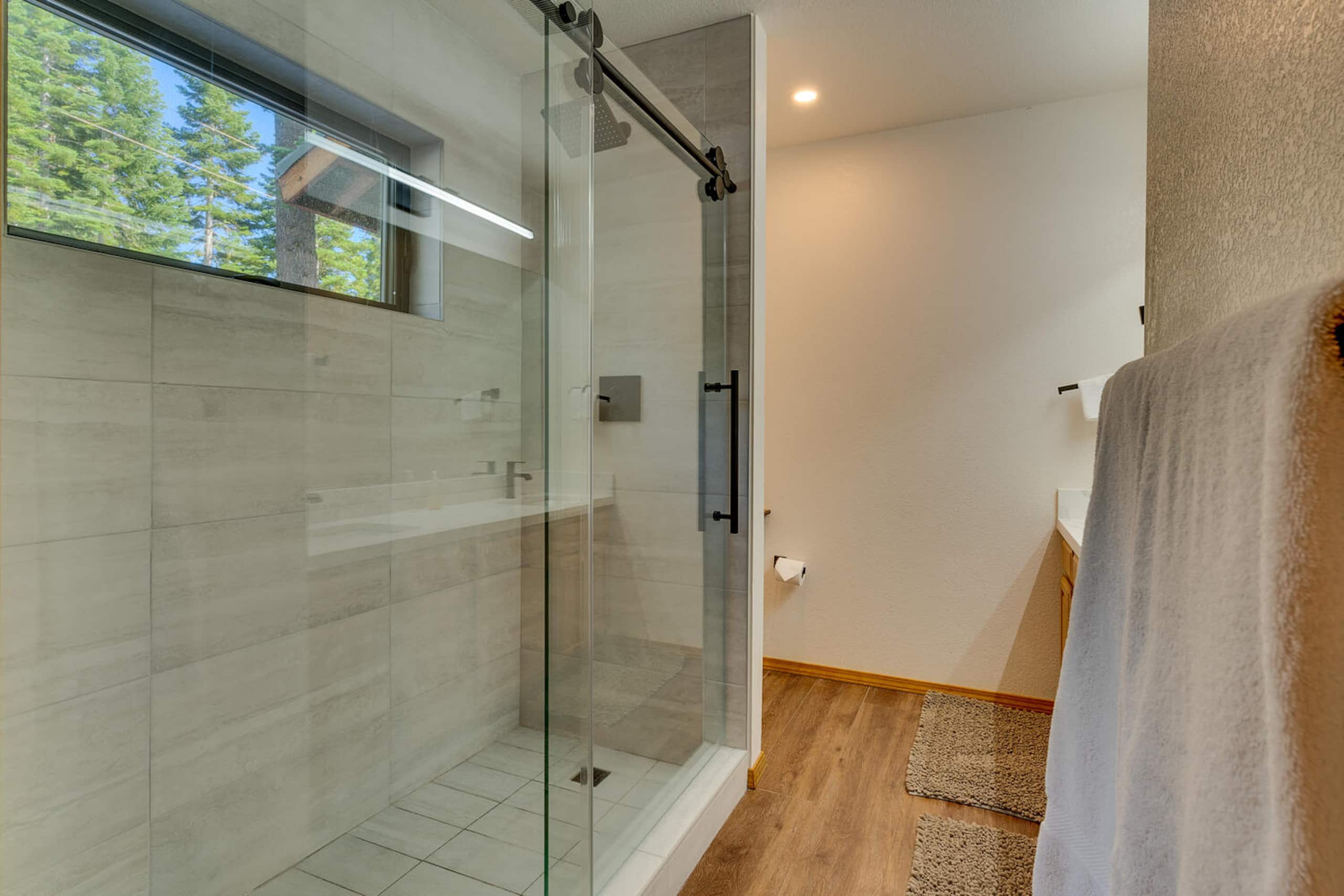 Delightful Mountain Treehouse Retreat, Lake Tahoe - Photo 18