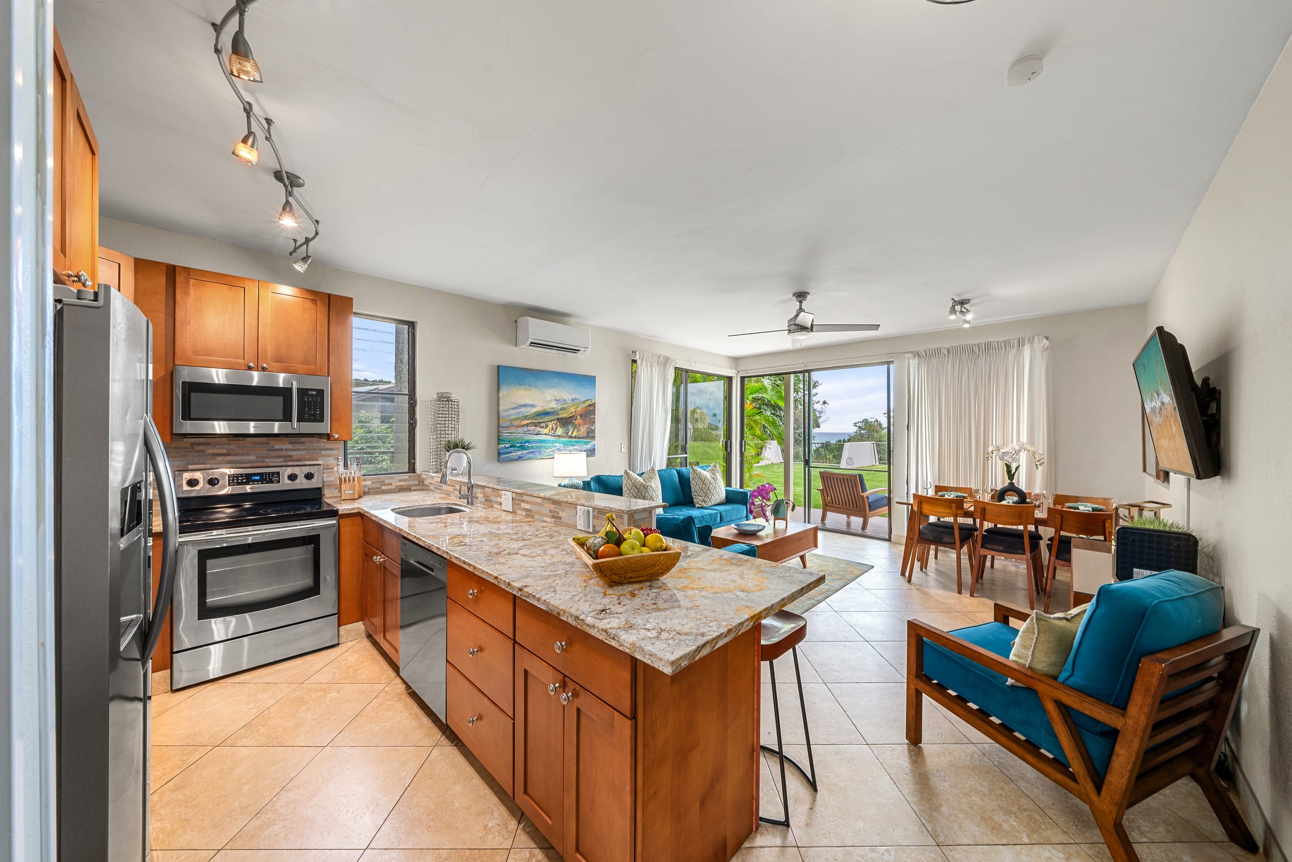 Condo in Lahaina · ★4.64 · 2 bedrooms · 4 beds · 2 baths - Image 9