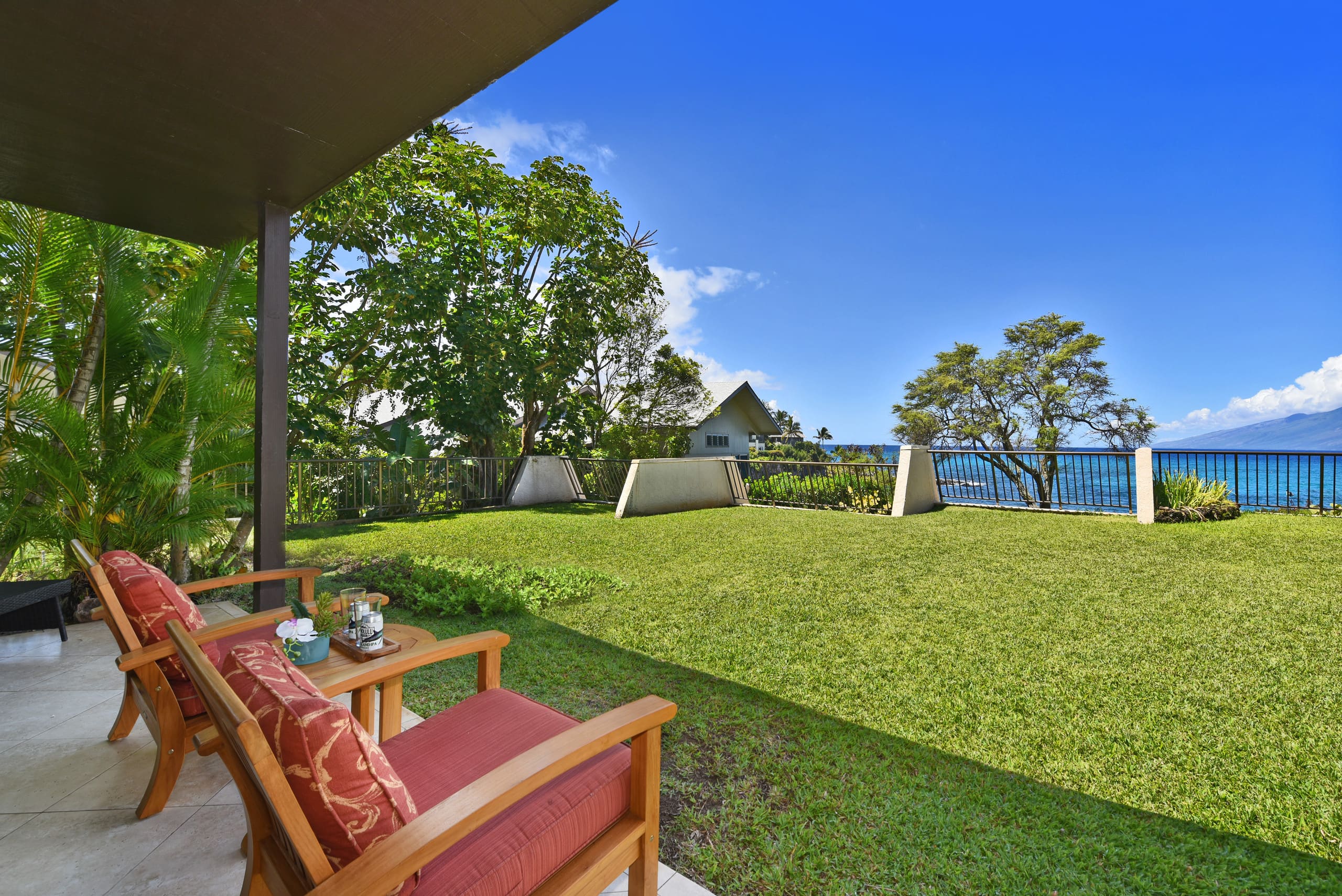 Condo in Lahaina · ★4.64 · 2 bedrooms · 4 beds · 2 baths - Image 25