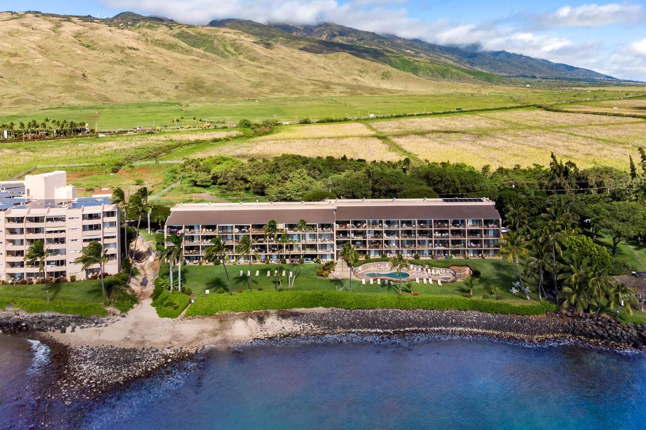 Condo in Wailuku · ★4.7 · 2 bedrooms · 4 beds · 2 private baths - Image 37