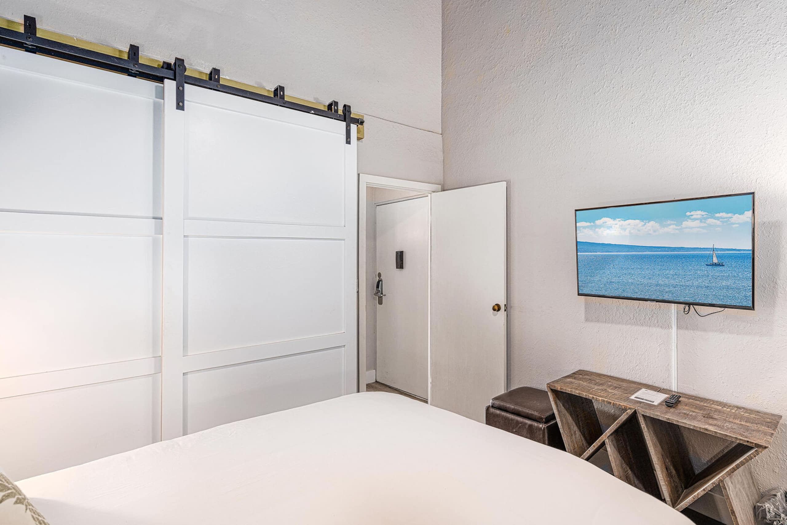 Condo in Wailuku · ★4.7 · 2 bedrooms · 4 beds · 2 private baths - Image 20