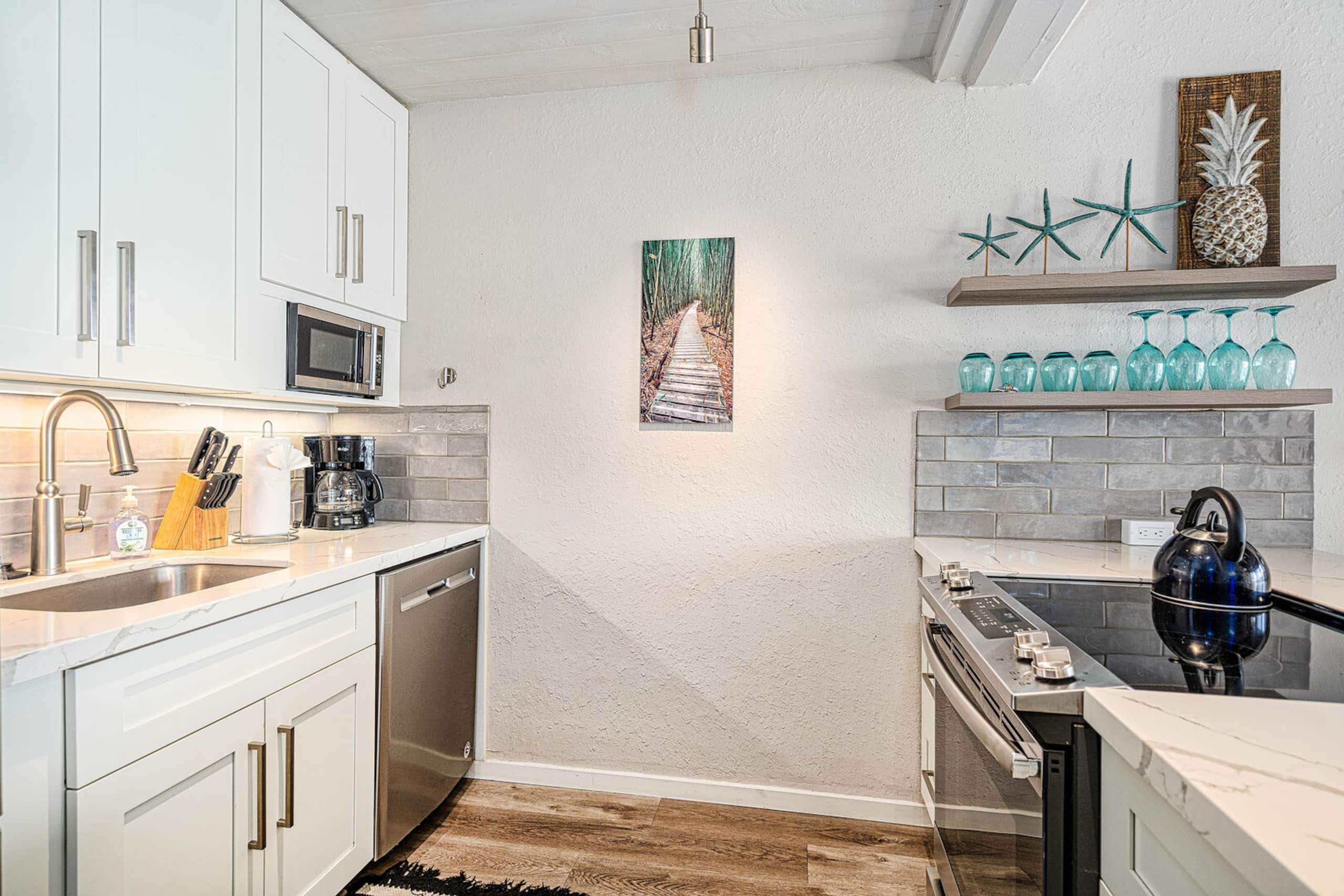 Condo in Wailuku · ★4.7 · 2 bedrooms · 4 beds · 2 private baths - Image 15