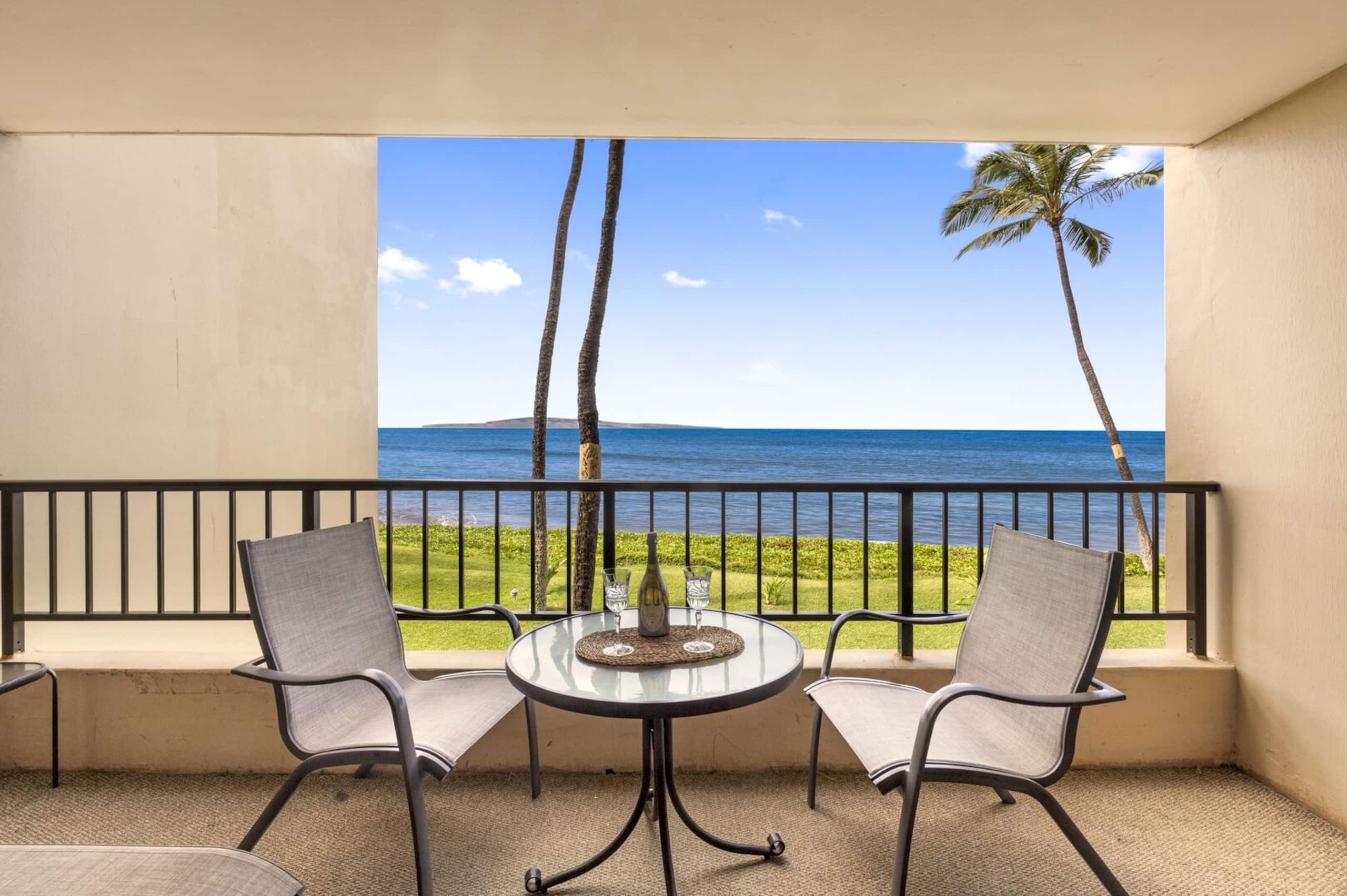 Condo in Kihei · ★4.71 · 1 bedroom · 2 beds · 1 bath - Image 11
