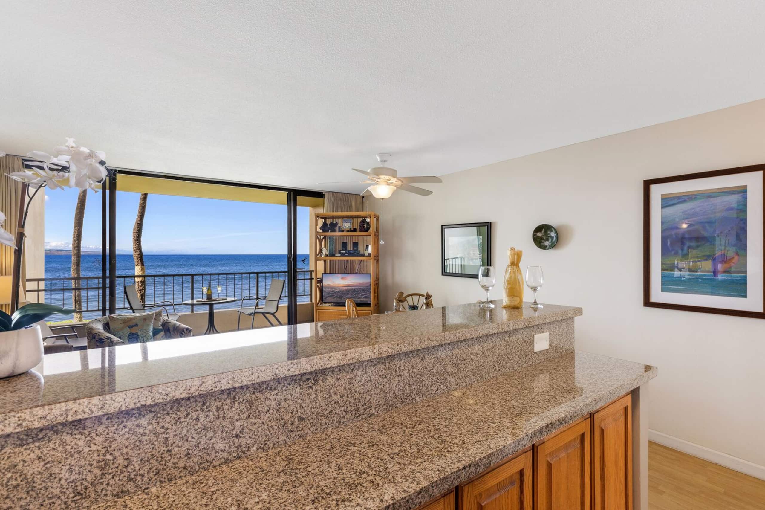 Condo in Kihei · ★4.71 · 1 bedroom · 2 beds · 1 bath - Image 2