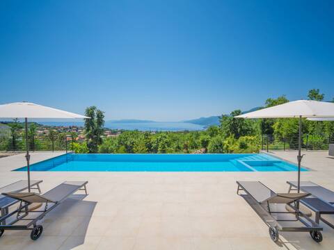 Minimal by Interhome