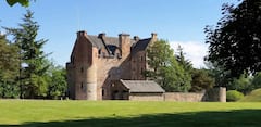 Historic+6-Bedrooms+Castle+Retreat