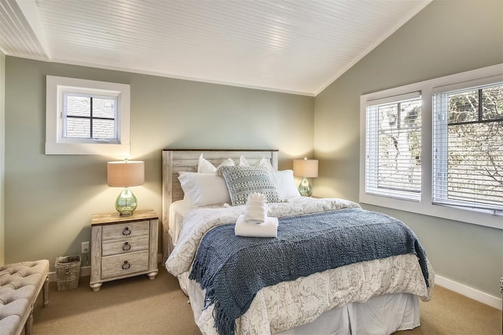 Queen Bedroom at Baker Beach Cottage