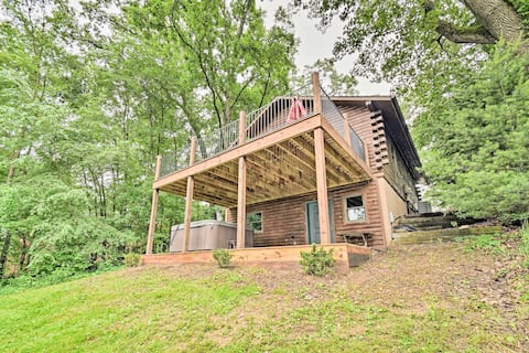 Cozy Amish Country Cabin on Shipshewana Lake!