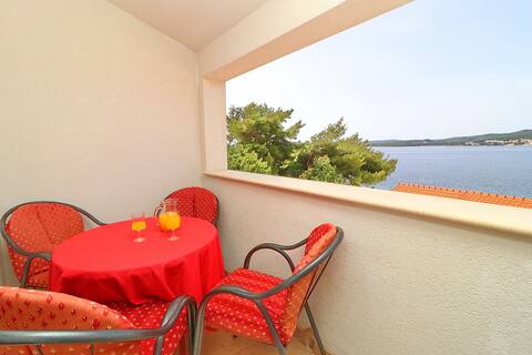 Marko Pelješac - Two Bedroom Apt, Balcony