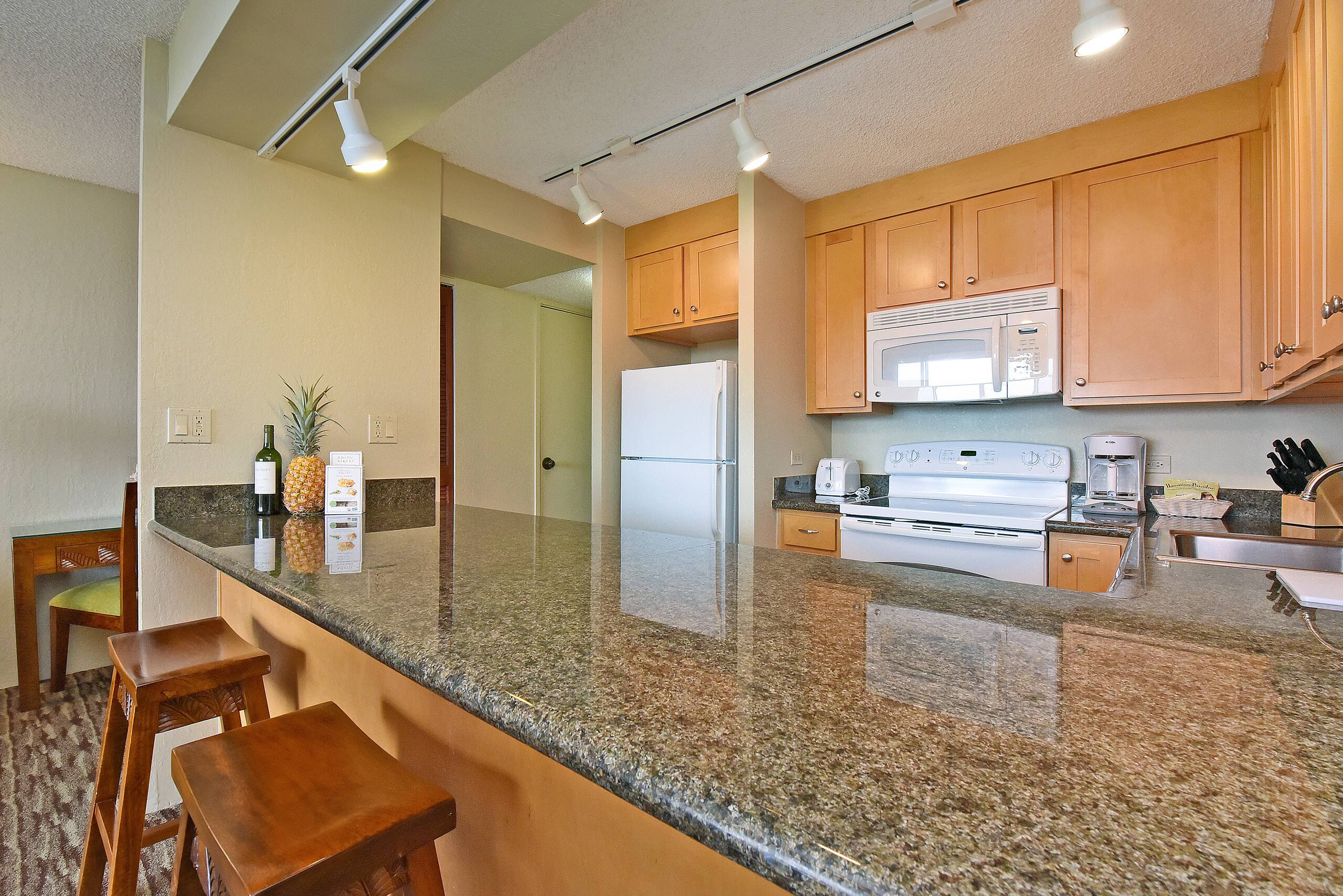 Condo in Lahaina · ★4.63 · 1 bedroom · 2 beds · 1 bath - Image 8