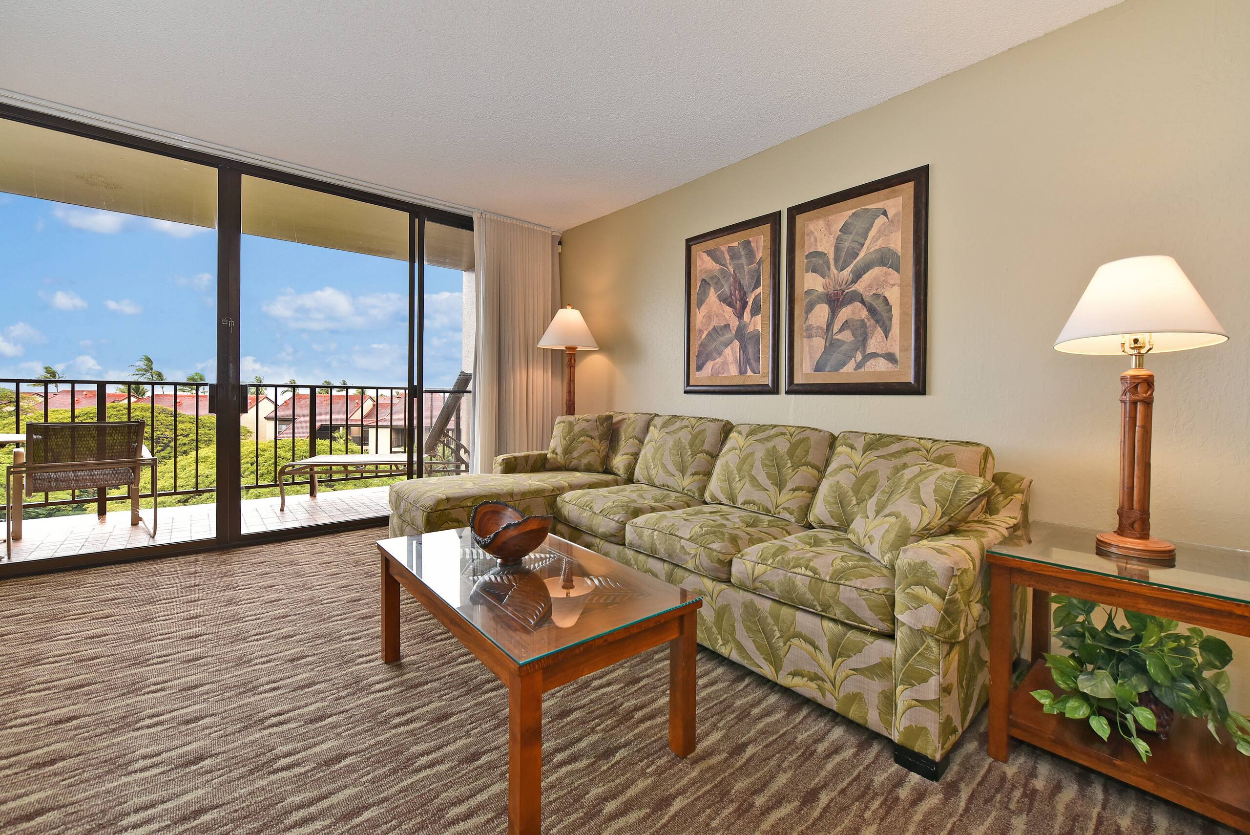 Condo in Lahaina · ★4.63 · 1 bedroom · 2 beds · 1 bath - Image 2