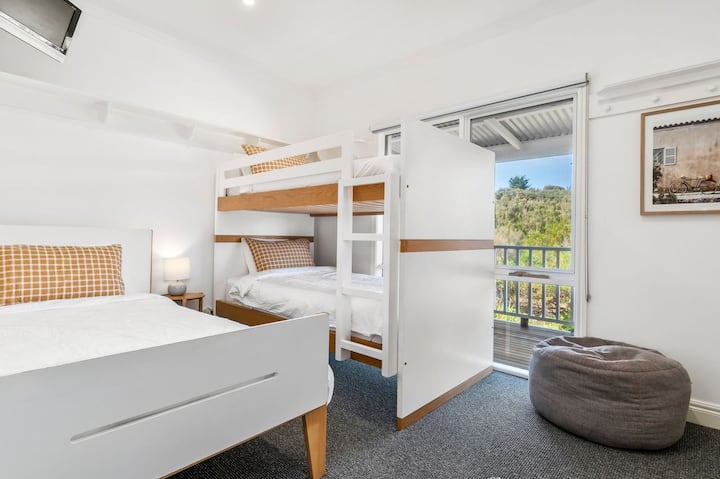 Chambre 4 avec lit King Size simple et lit simple