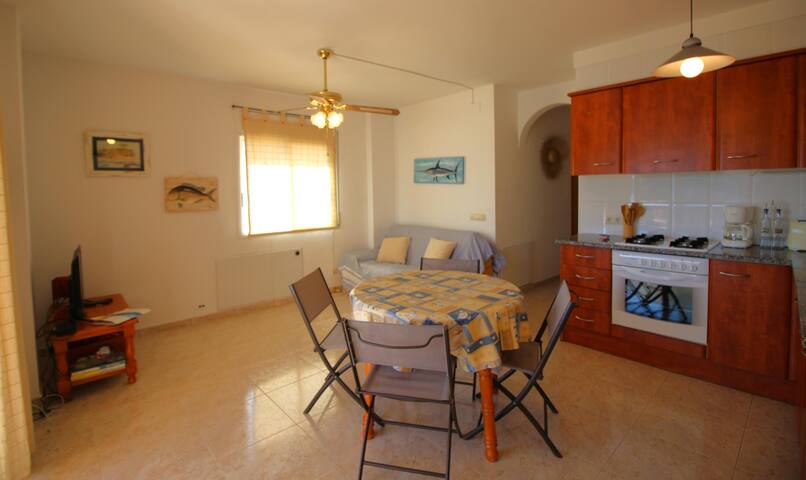 girona ii 1-4 porta 8 – nice apartment in front th gallery image 4