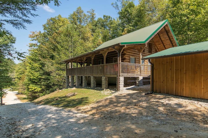 Big Boulder-hot Tub, Arcade, Wifi, Firepit, Hiking - Slade, KY
