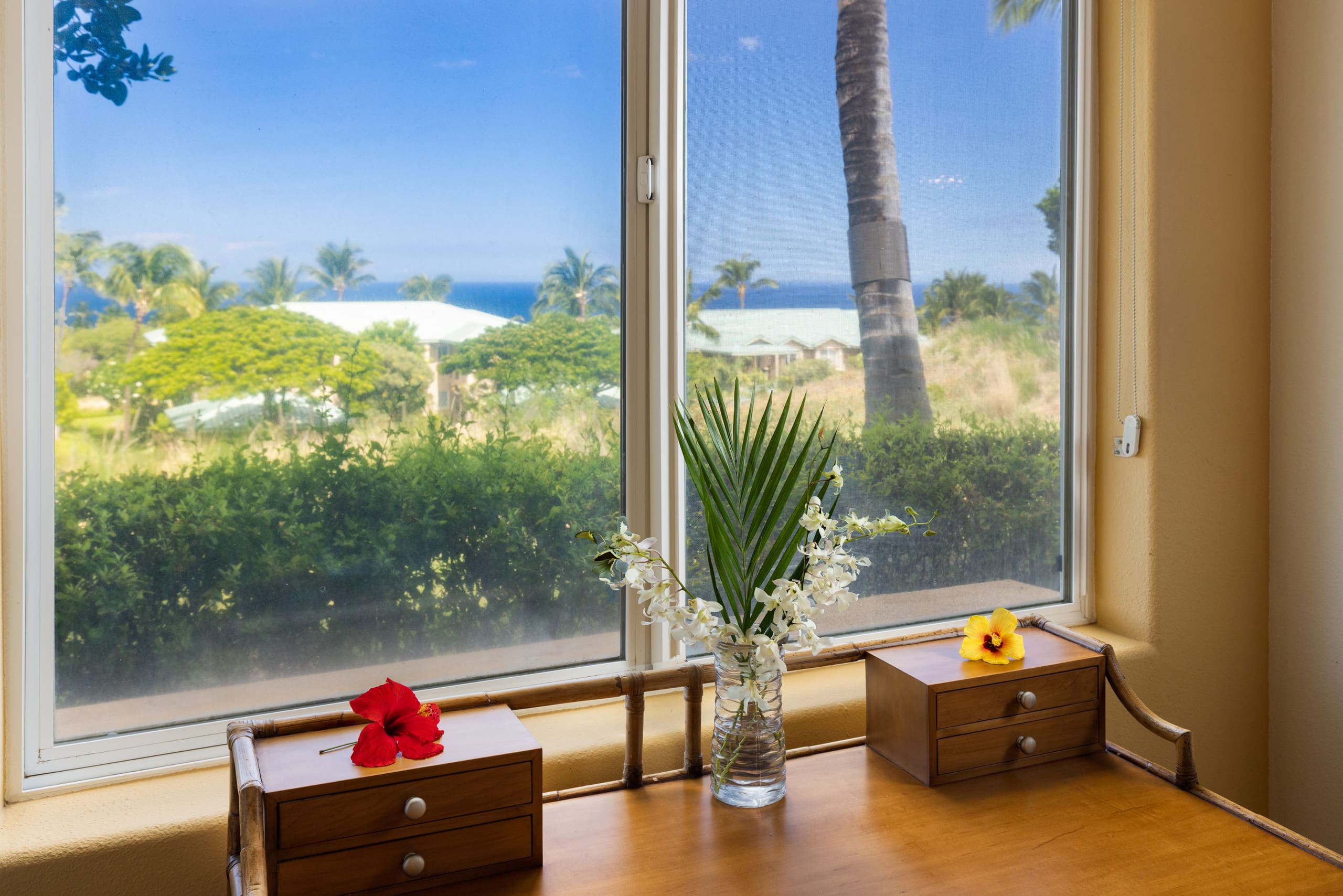 Condo in Waimea · ★5.0 · 2 bedrooms · 4 beds · 2 baths - Image 11